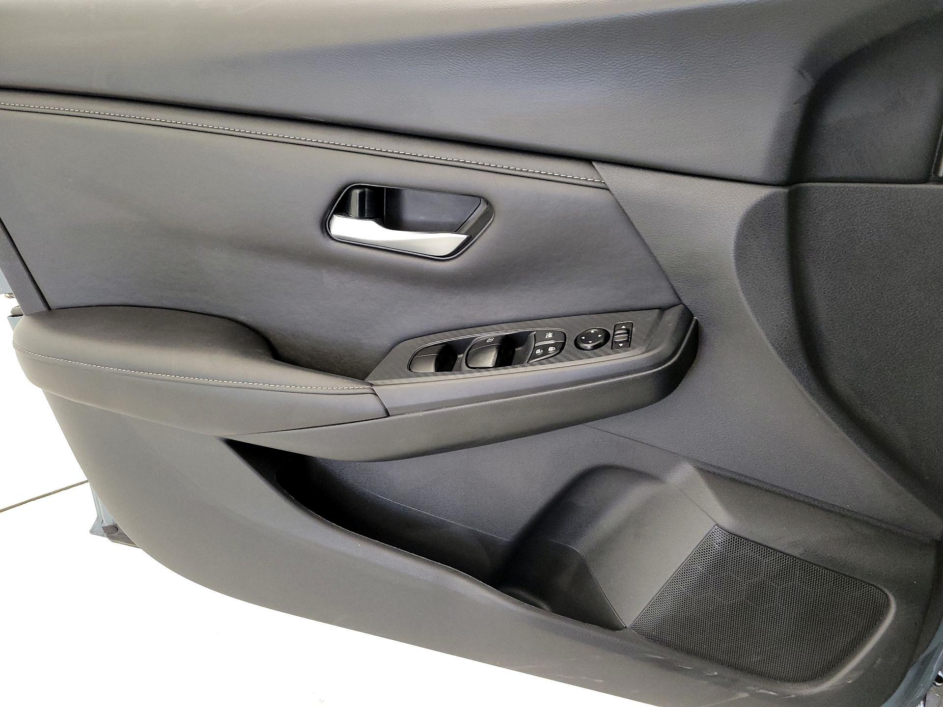 Thumbnail: 2024 Nissan Sentra - 12