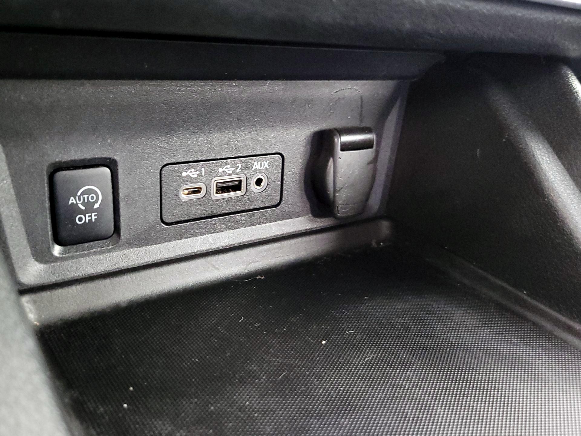 Thumbnail: 2024 Nissan Sentra - 18