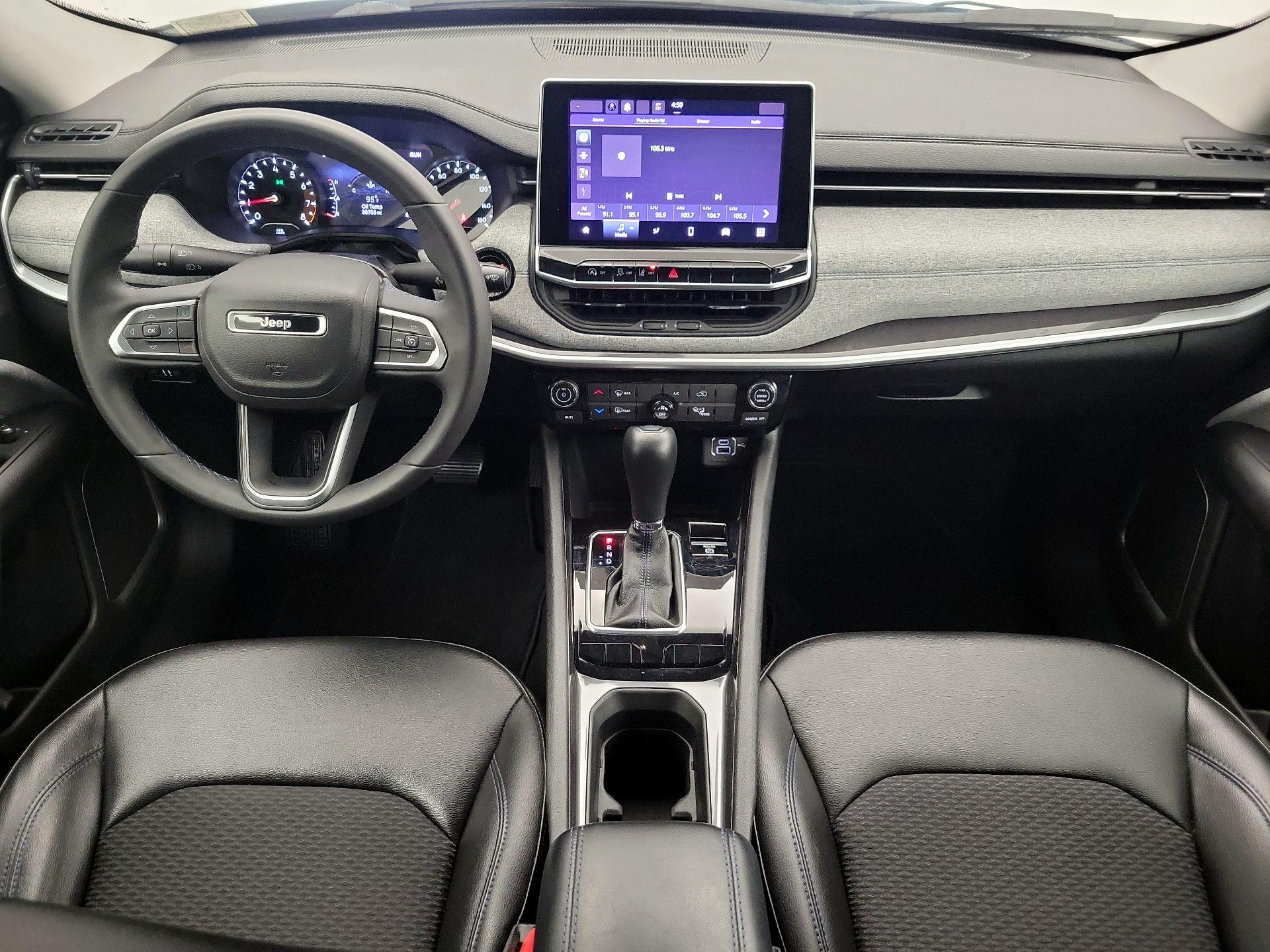 Thumbnail: 2022 Jeep Compass - 9