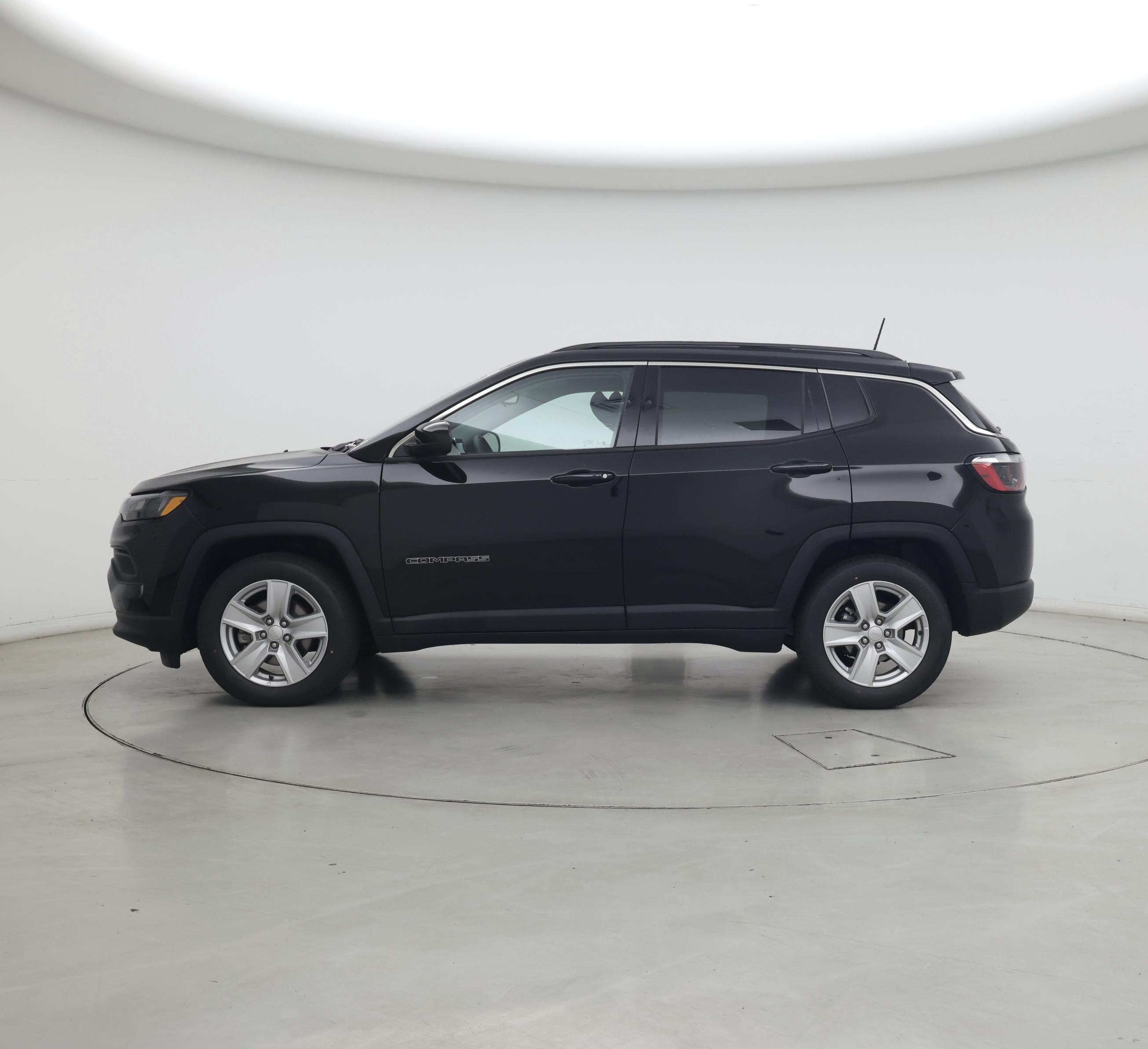 Thumbnail: 2022 Jeep Compass - 3