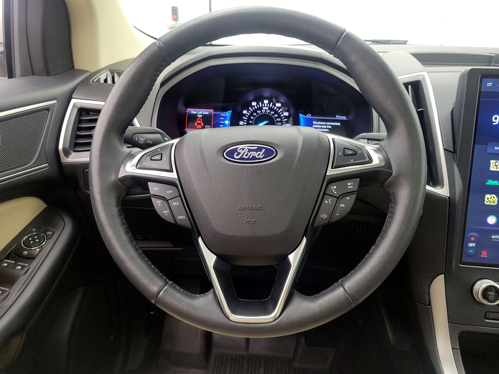 Thumbnail: 2022 Ford Edge - 10