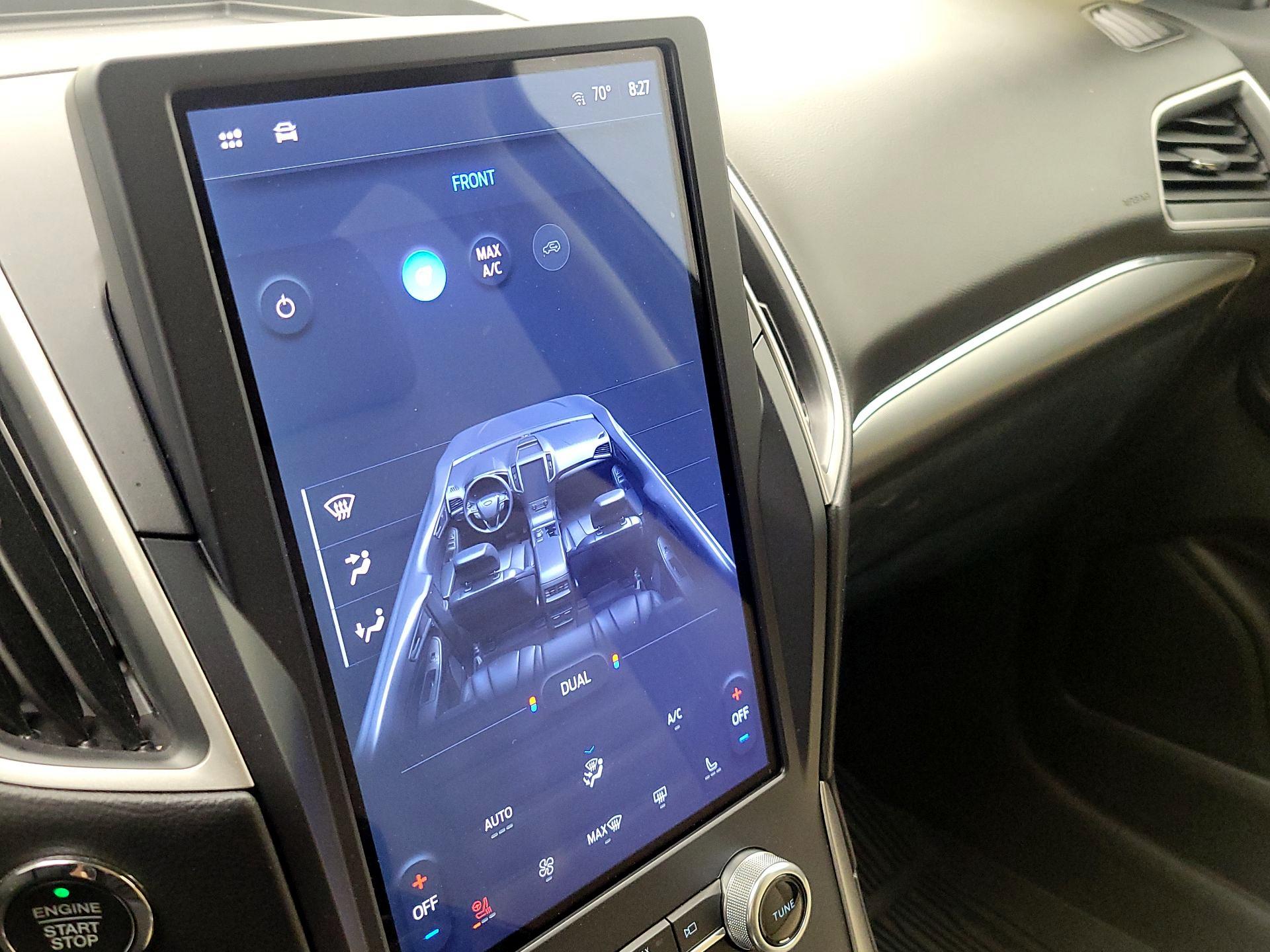 Thumbnail: 2022 Ford Edge - 16