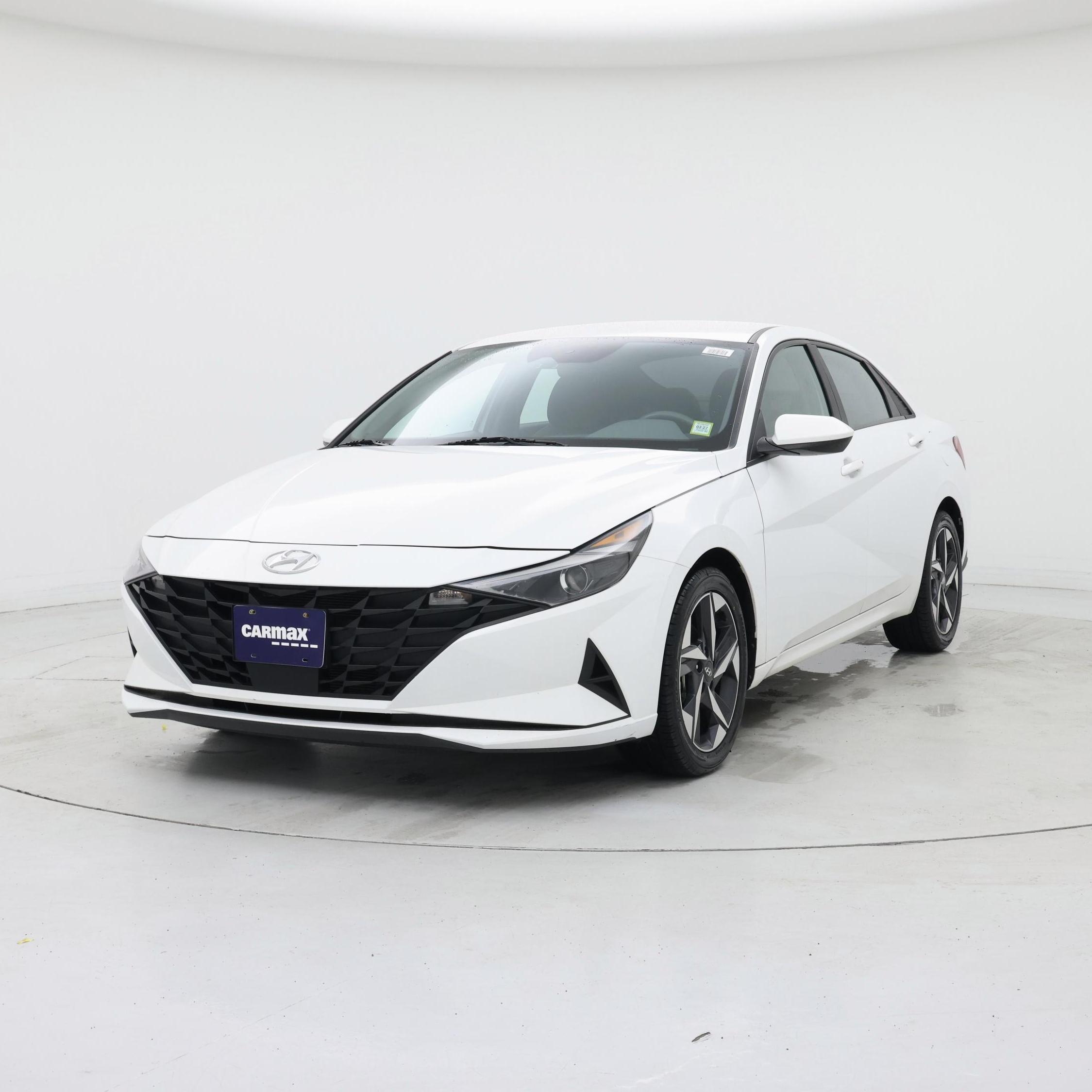 Thumbnail: 2023 Hyundai Elantra - 4