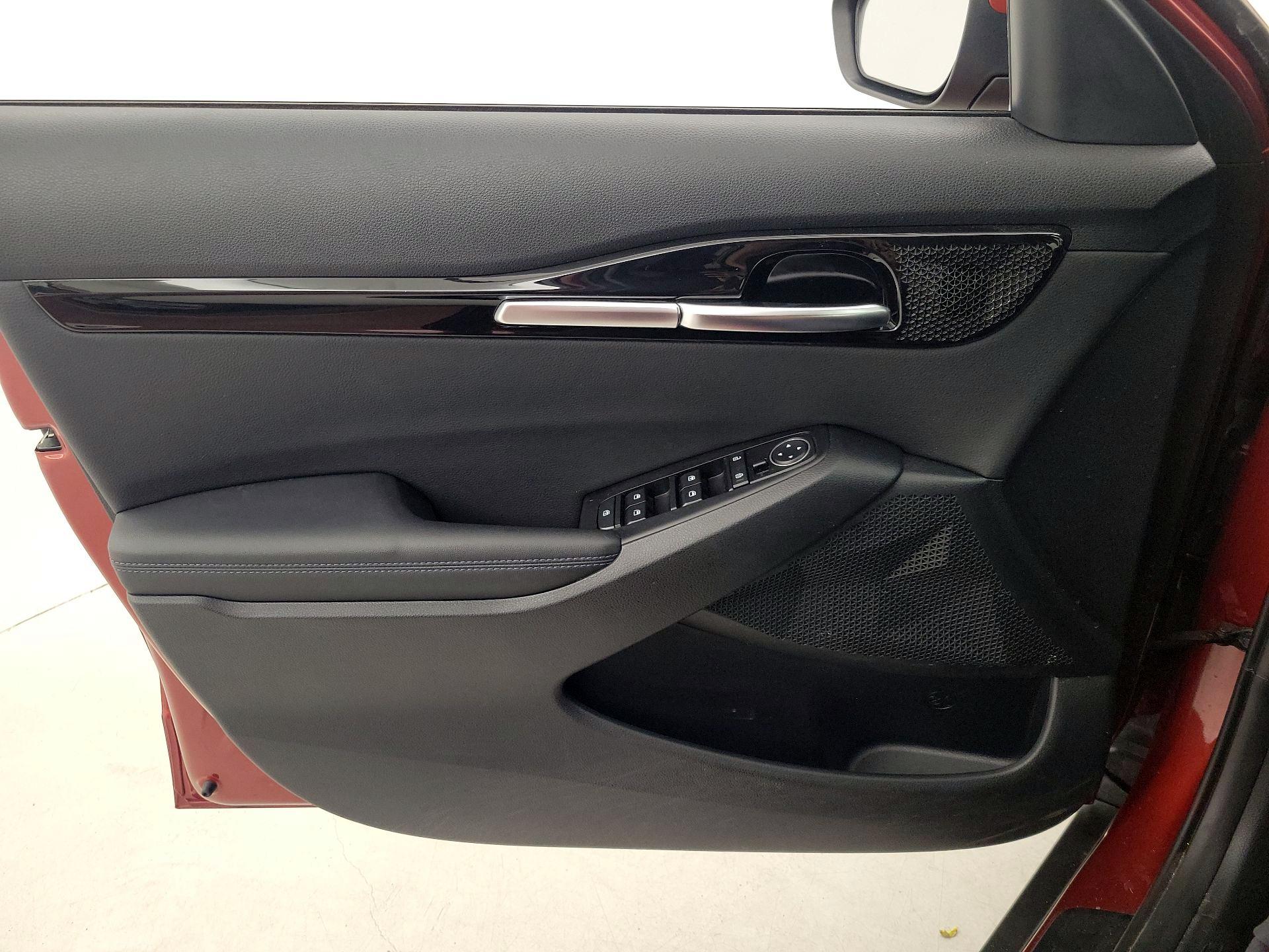 Thumbnail: 2023 Kia Seltos - 11