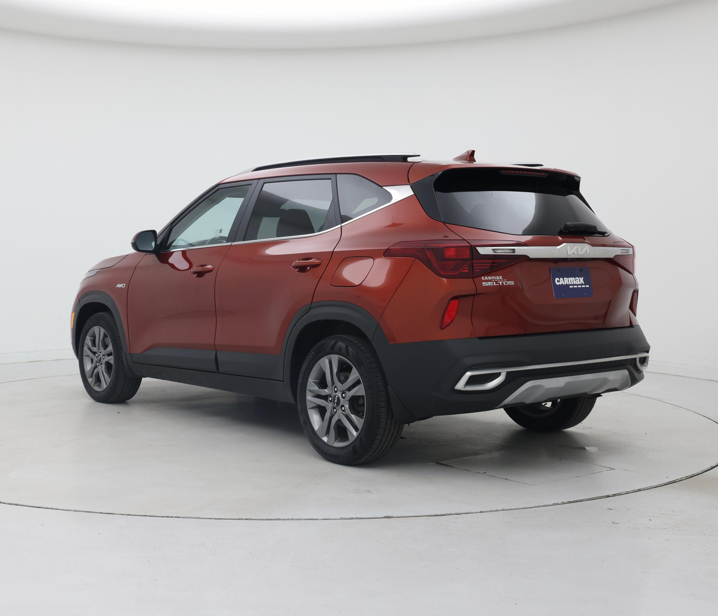 Thumbnail: 2023 Kia Seltos - 2