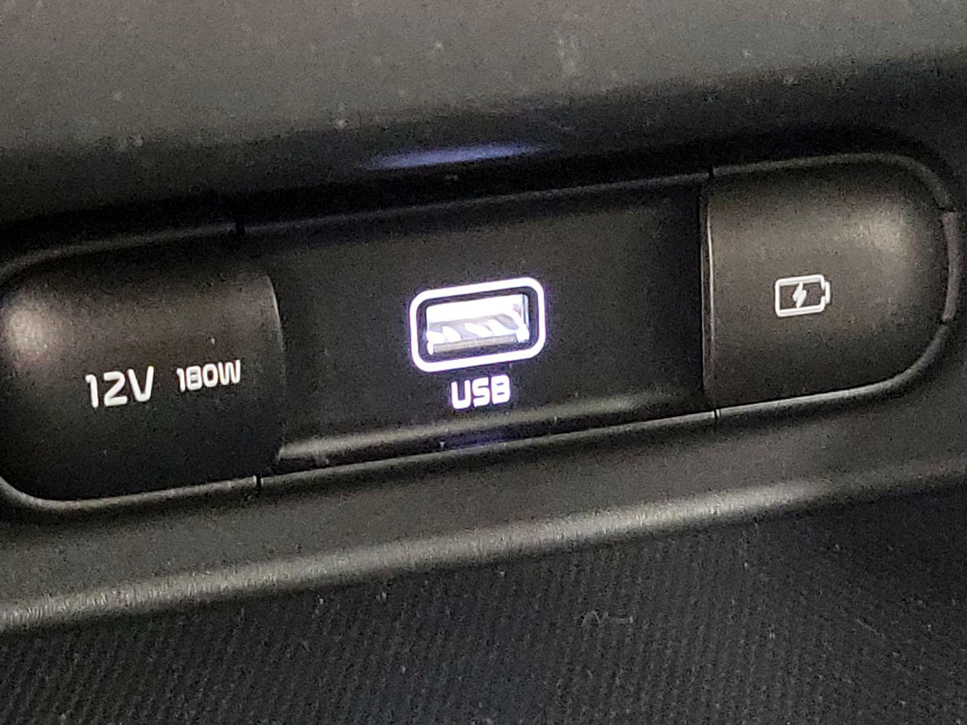 Thumbnail: 2023 Kia Seltos - 19