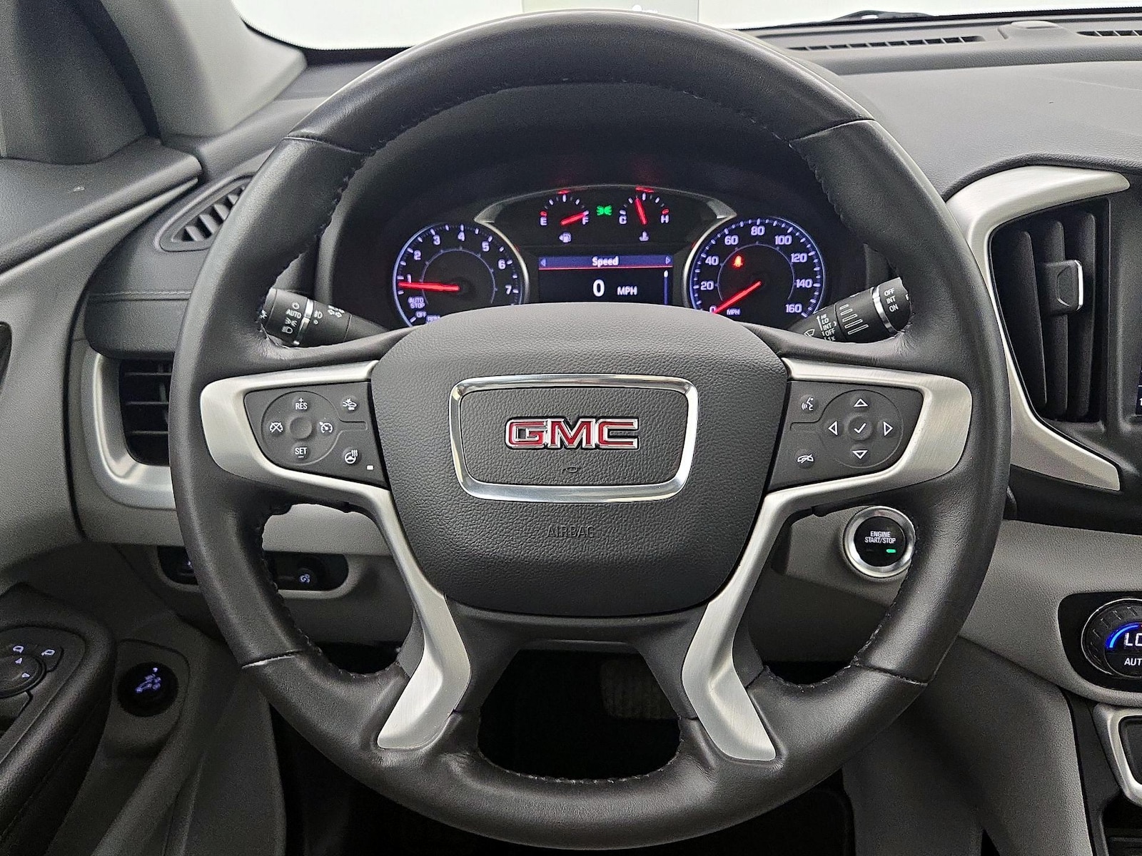 2022 GMC Terrain SLT - Photo 11