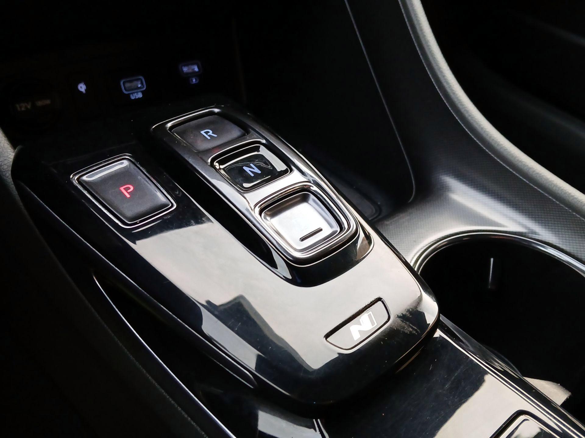 Thumbnail: 2023 Hyundai Sonata - 18