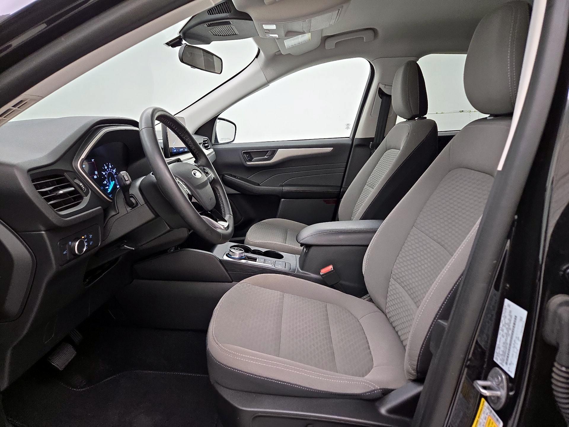 Thumbnail: 2022 Ford Escape - 11