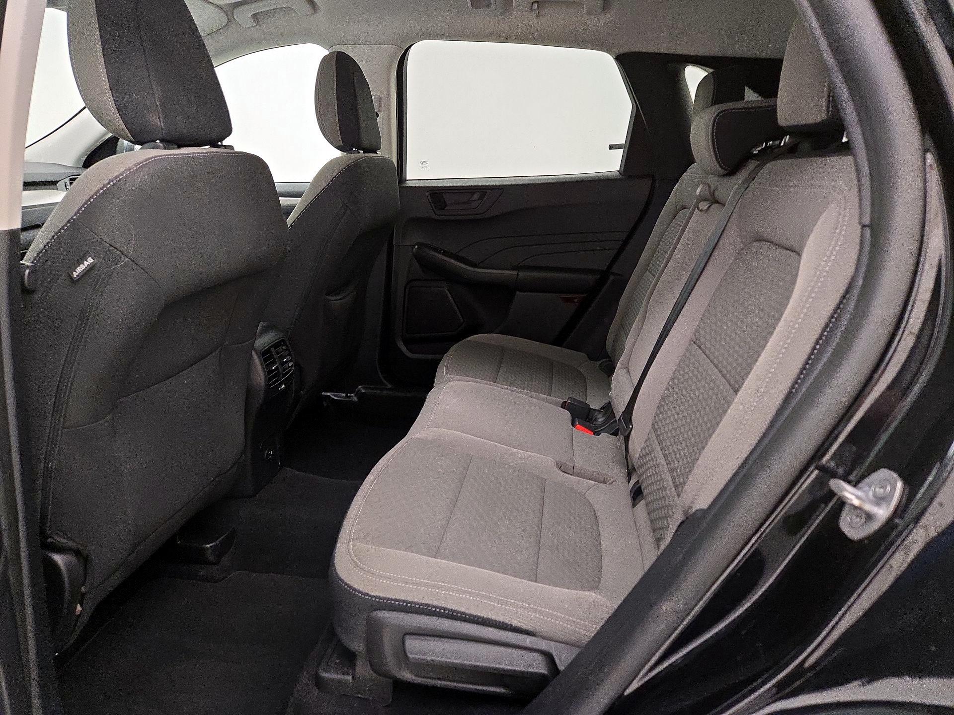 Thumbnail: 2022 Ford Escape - 20