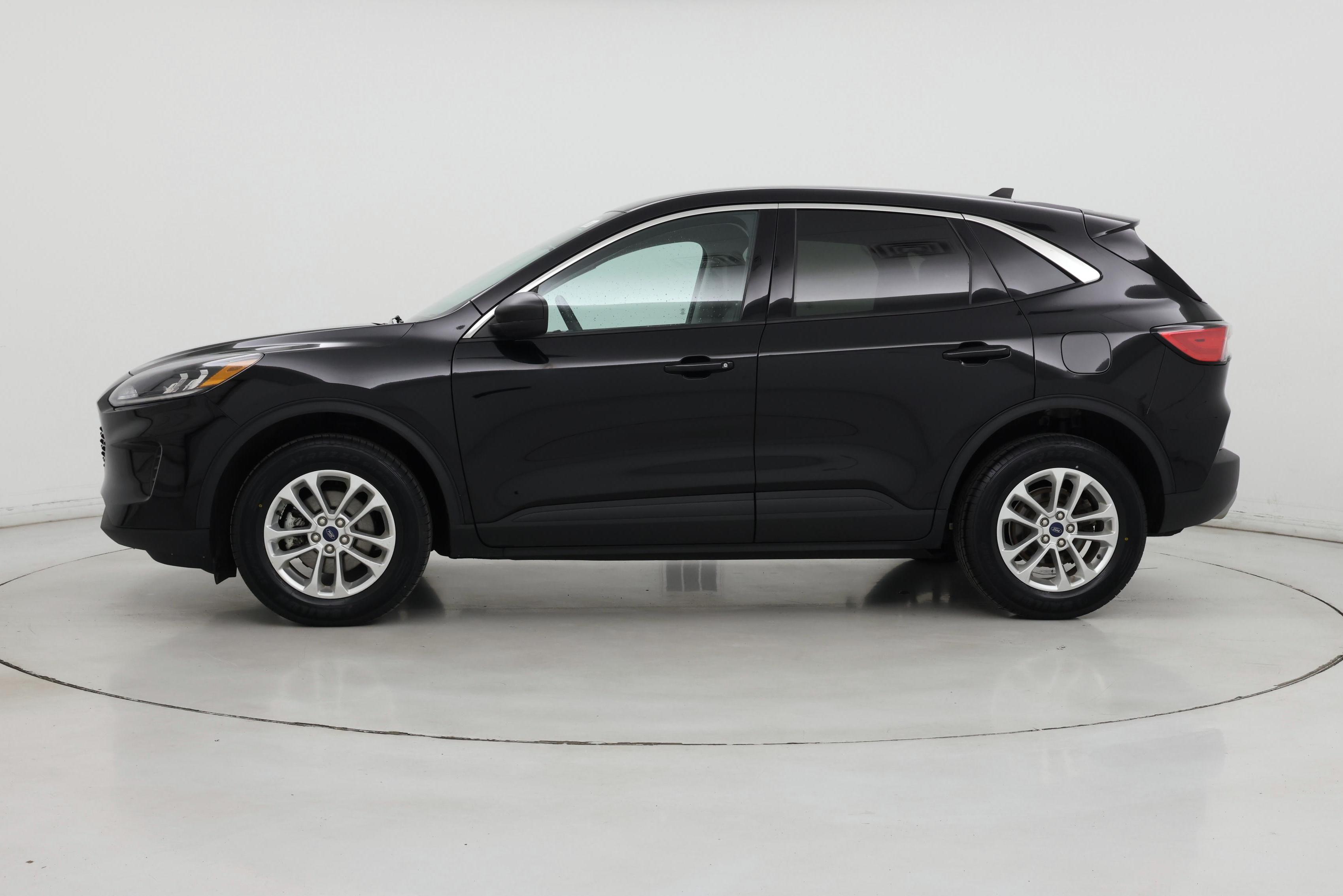 Thumbnail: 2022 Ford Escape - 3