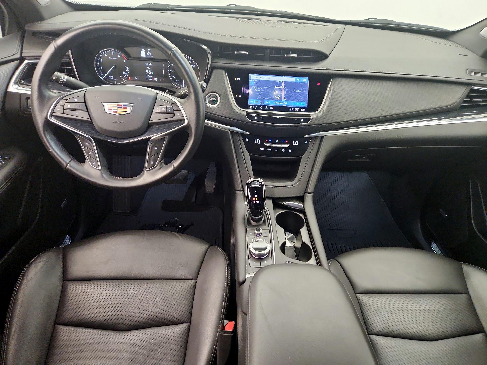 Thumbnail: 2023 Cadillac XT5 - 9
