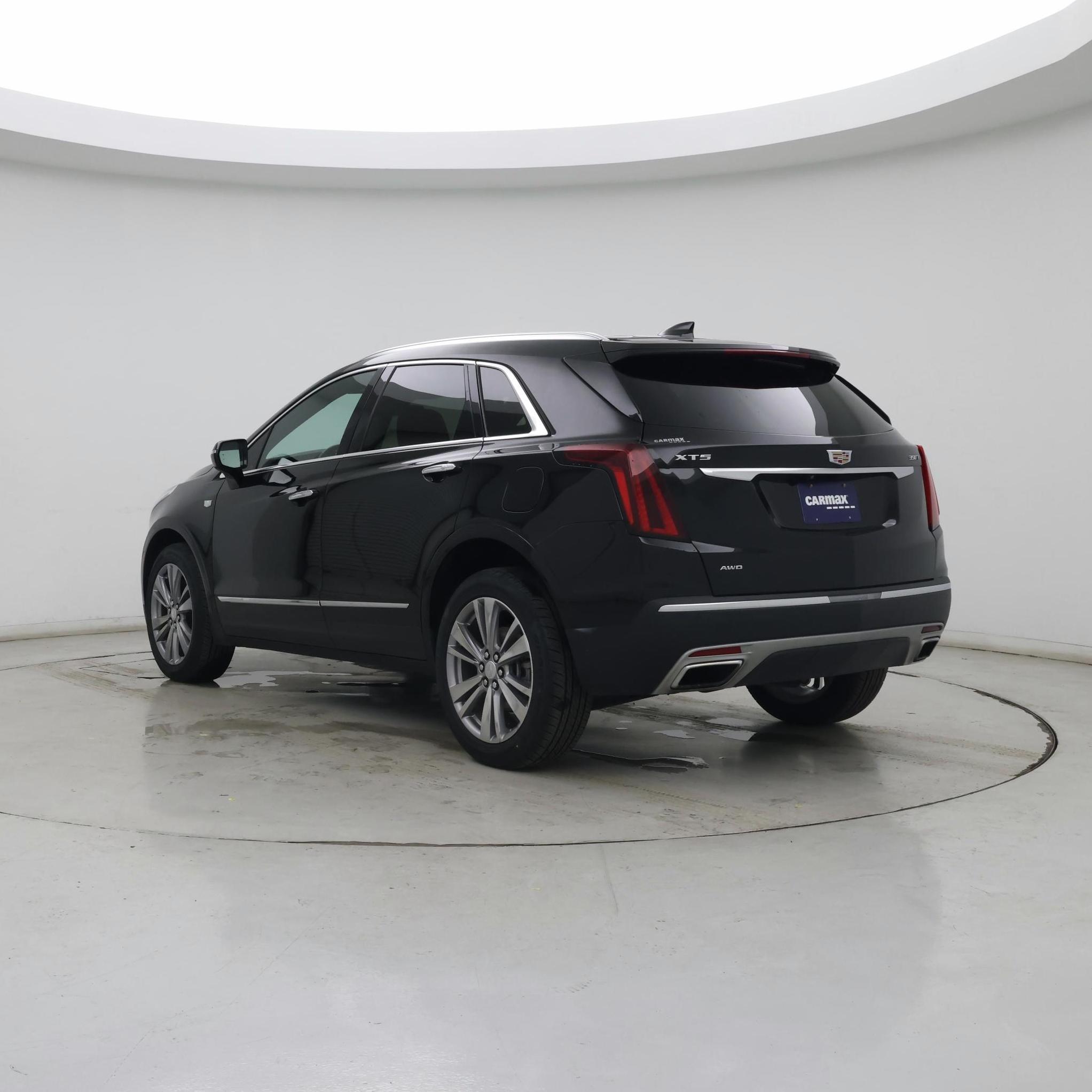 Thumbnail: 2023 Cadillac XT5 - 2