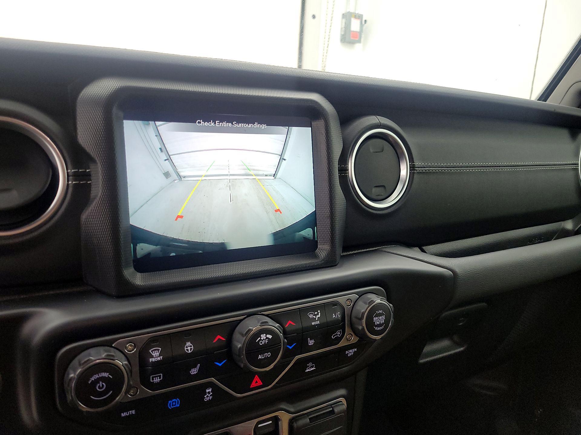 Thumbnail: 2021 Jeep Wrangler - 14