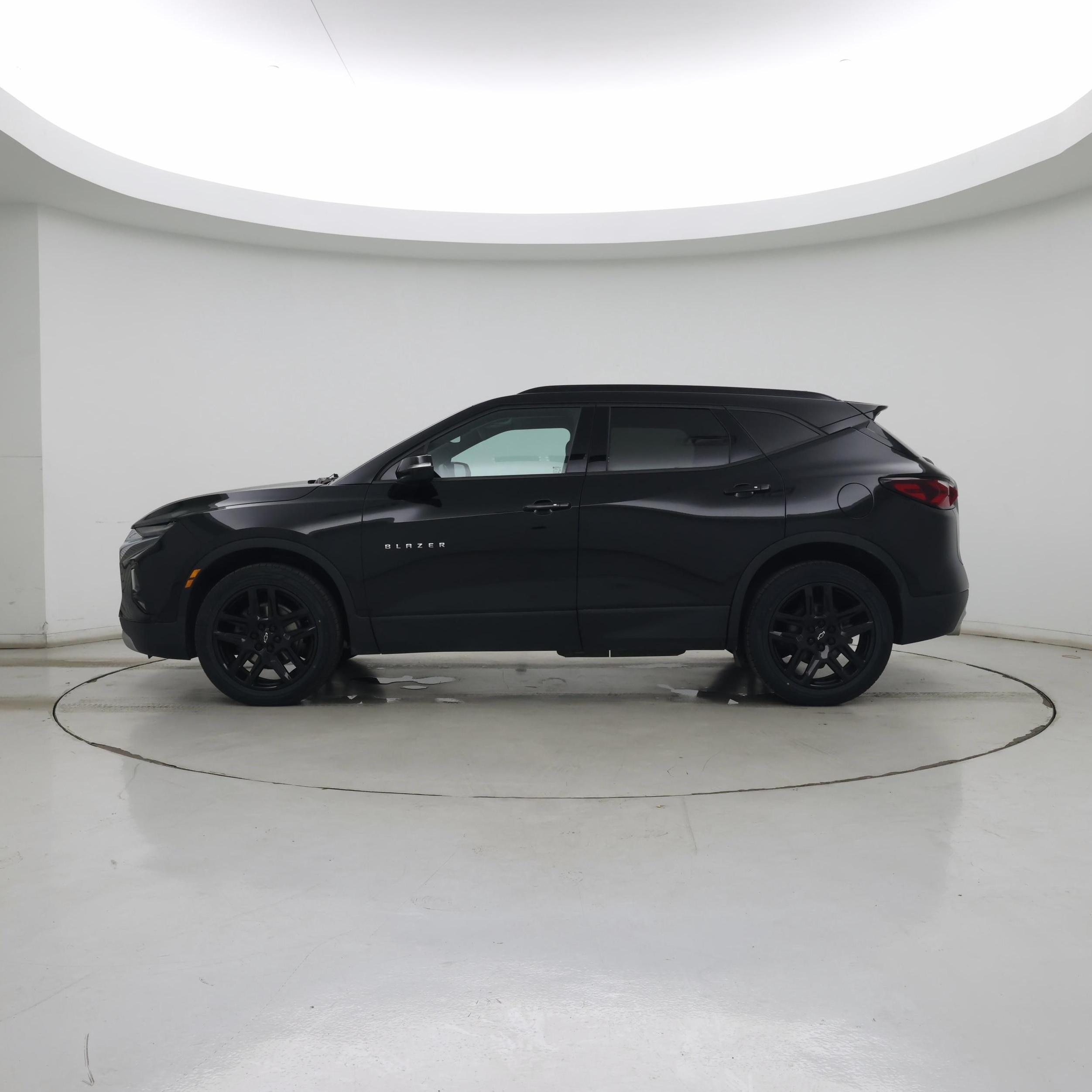 Thumbnail: 2021 Chevrolet Blazer - 3