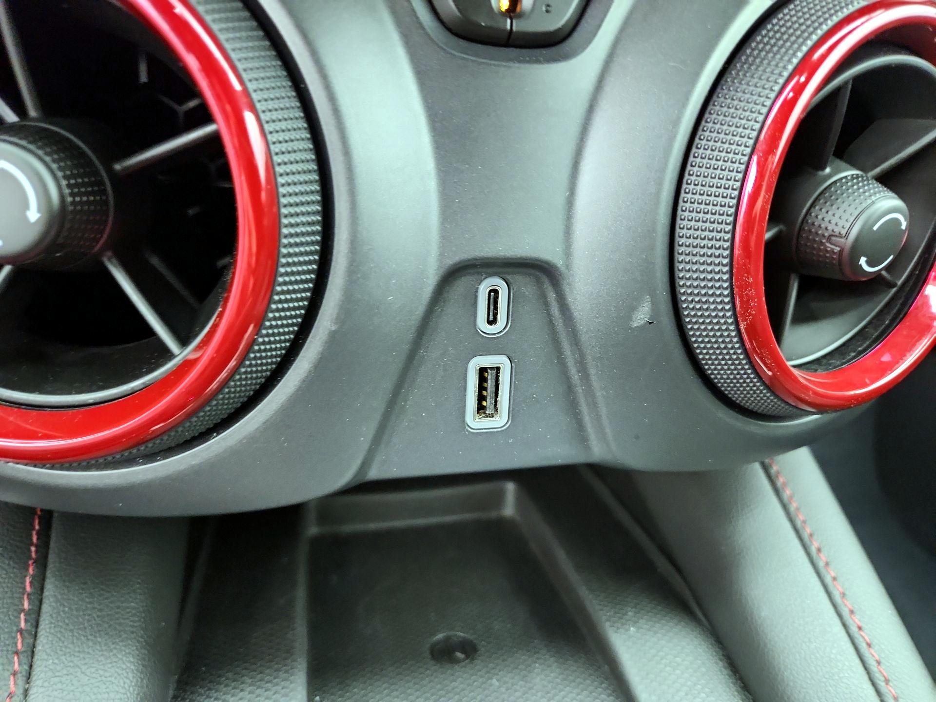 Thumbnail: 2025 Chevrolet Blazer - 18