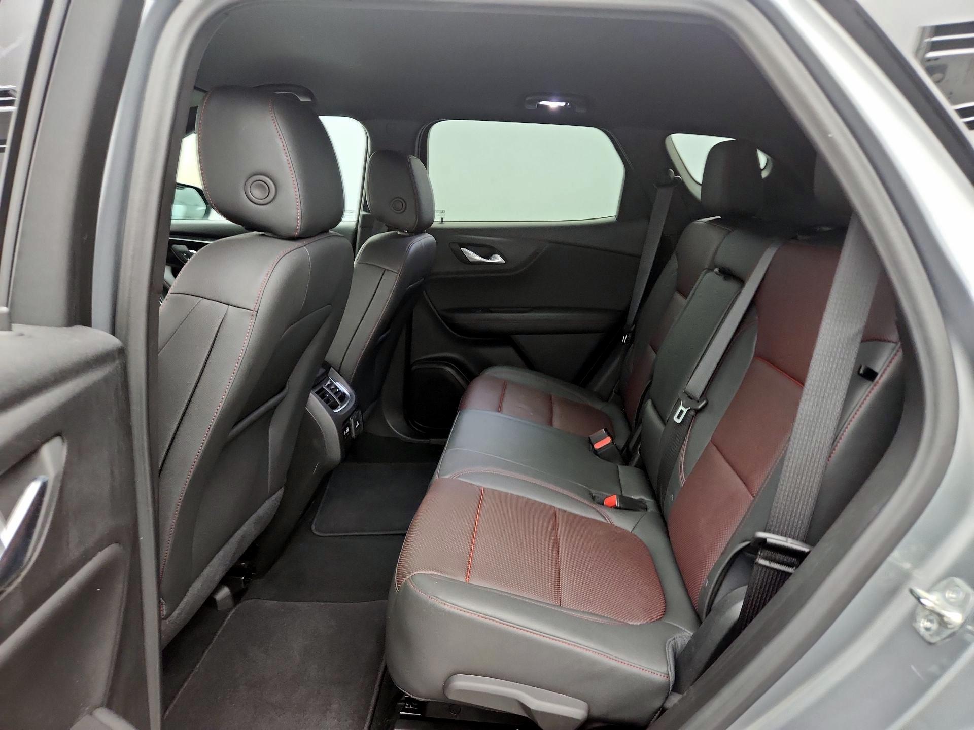 Thumbnail: 2025 Chevrolet Blazer - 19