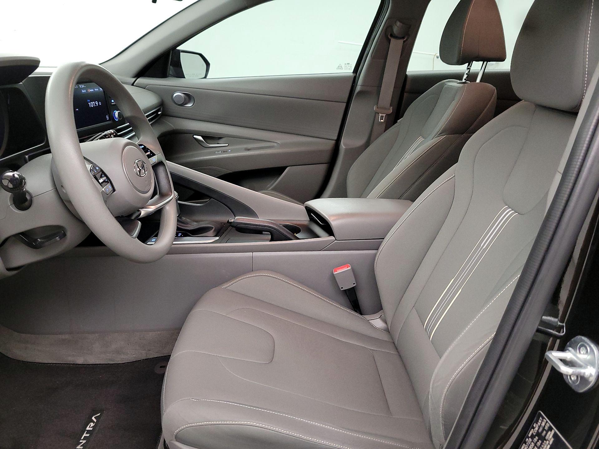 Thumbnail: 2023 Hyundai Elantra - 11