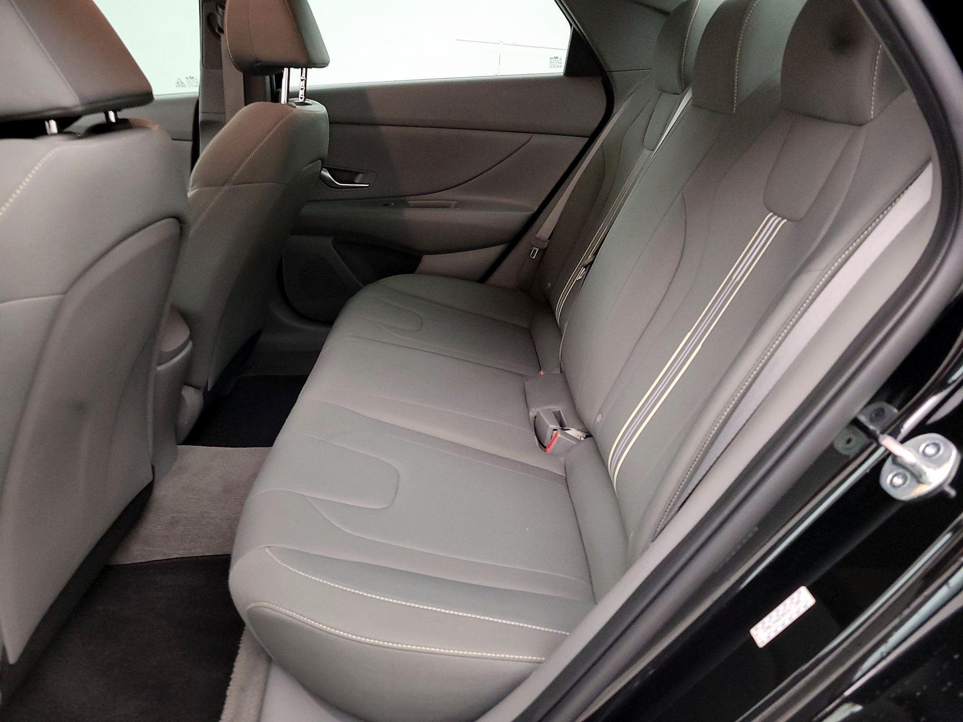 Thumbnail: 2023 Hyundai Elantra - 19