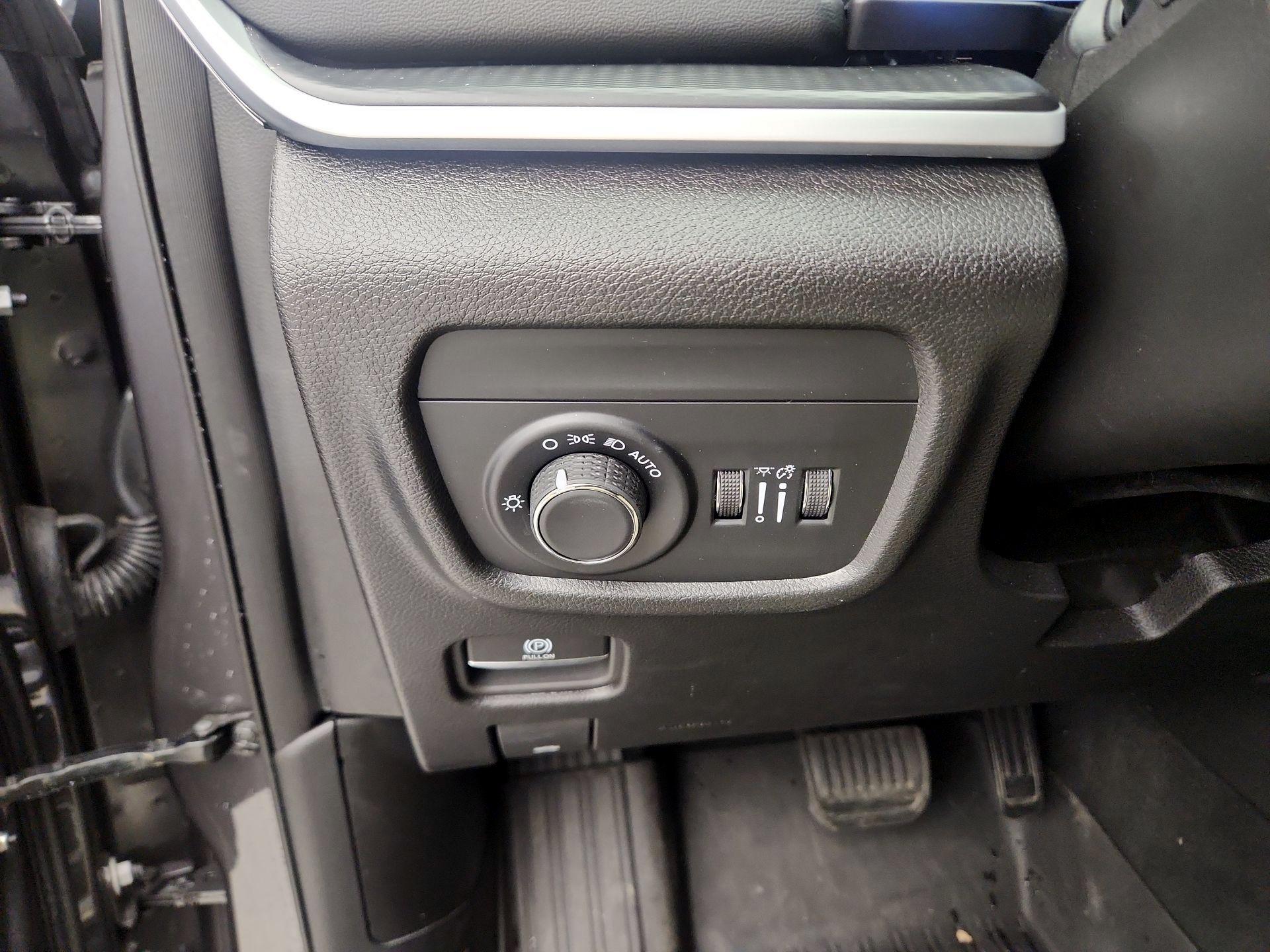 Thumbnail: 2024 Jeep Grand Cherokee - 13