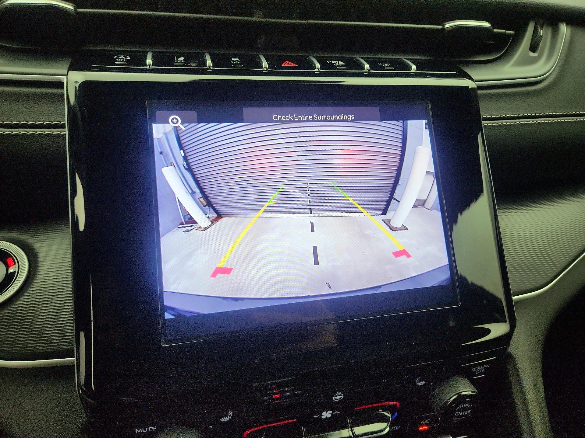 Thumbnail: 2024 Jeep Grand Cherokee - 14