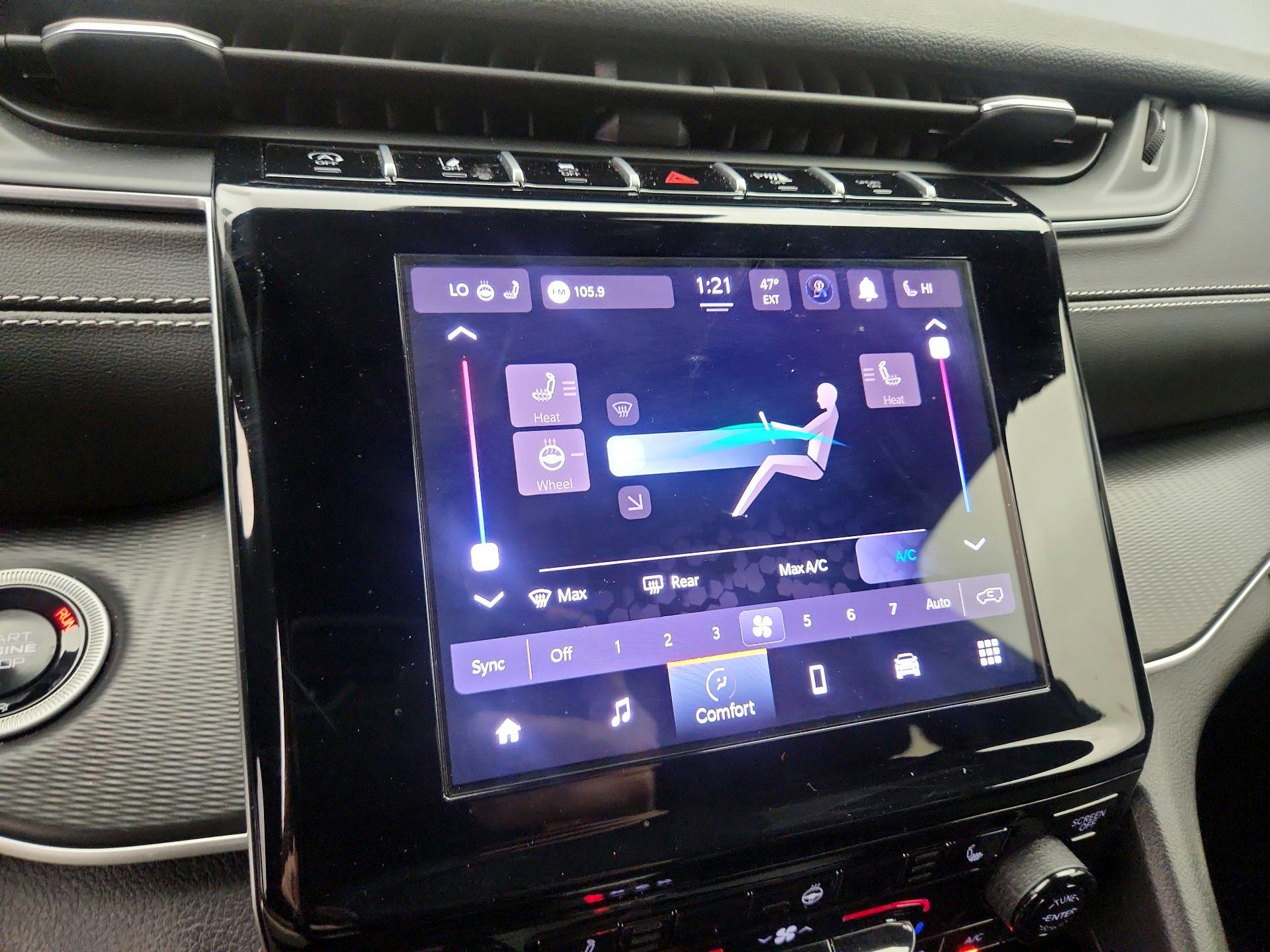 Thumbnail: 2024 Jeep Grand Cherokee - 16