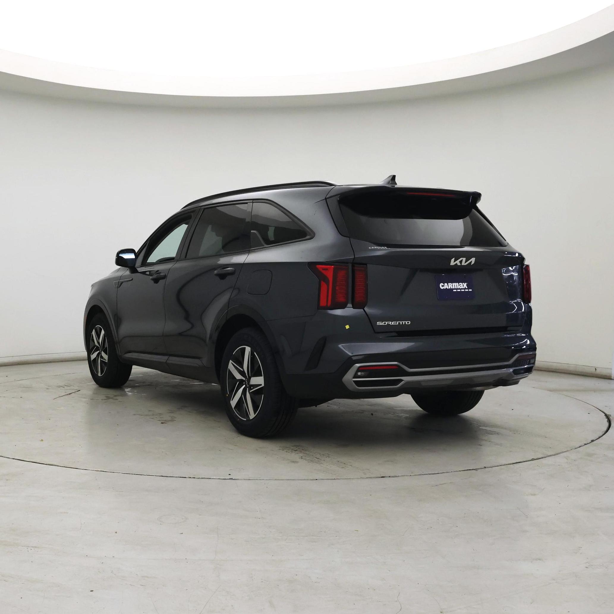 Thumbnail: 2023 Kia Sorento - 2