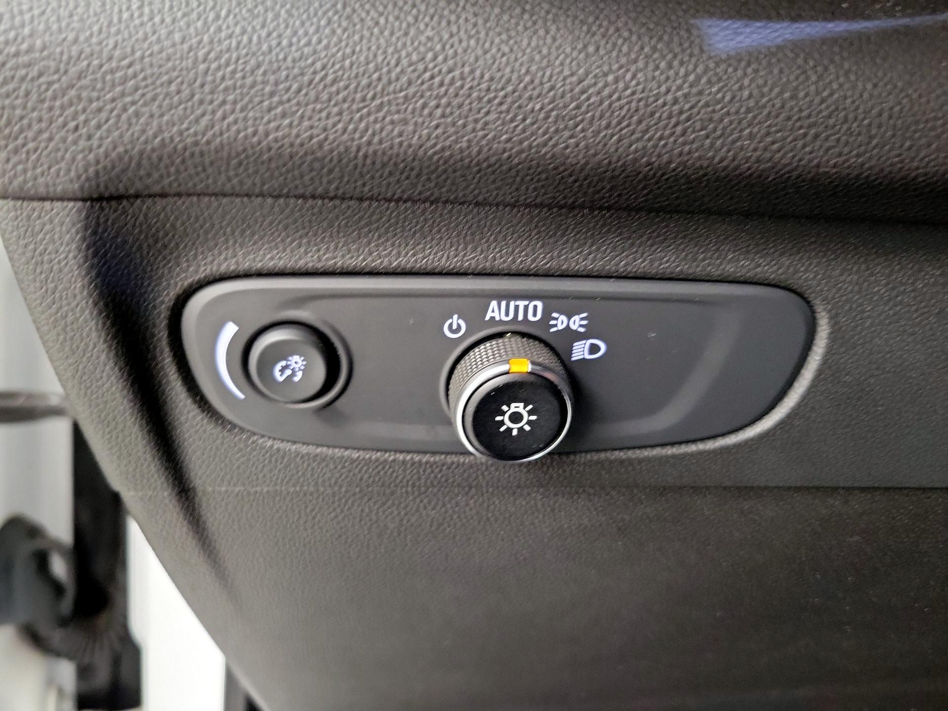 Thumbnail: 2022 Buick Envision - 13
