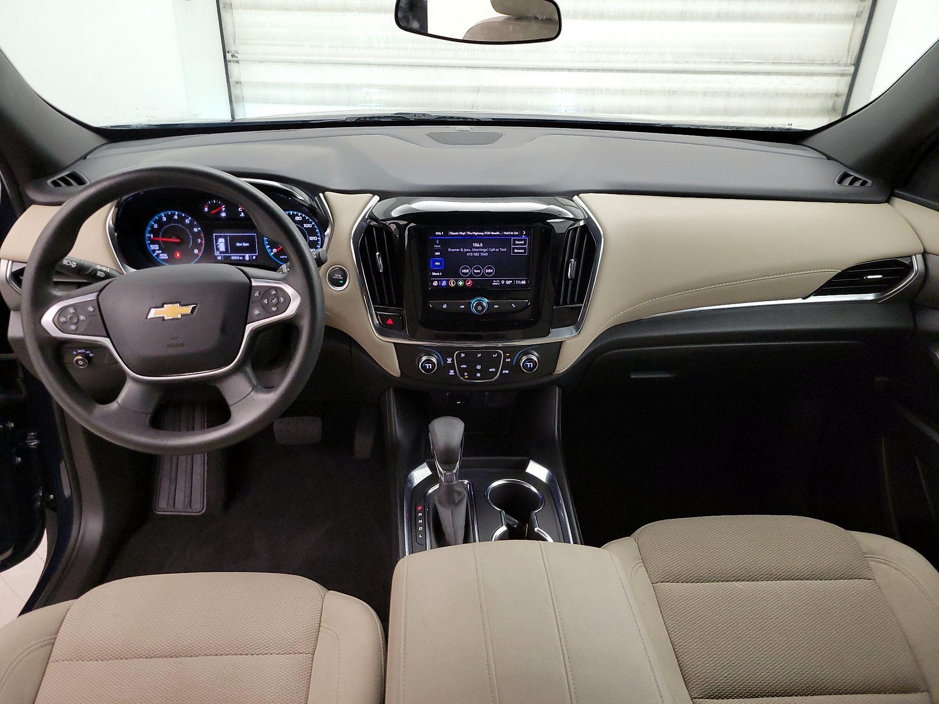 Thumbnail: 2023 Chevrolet Traverse - 9