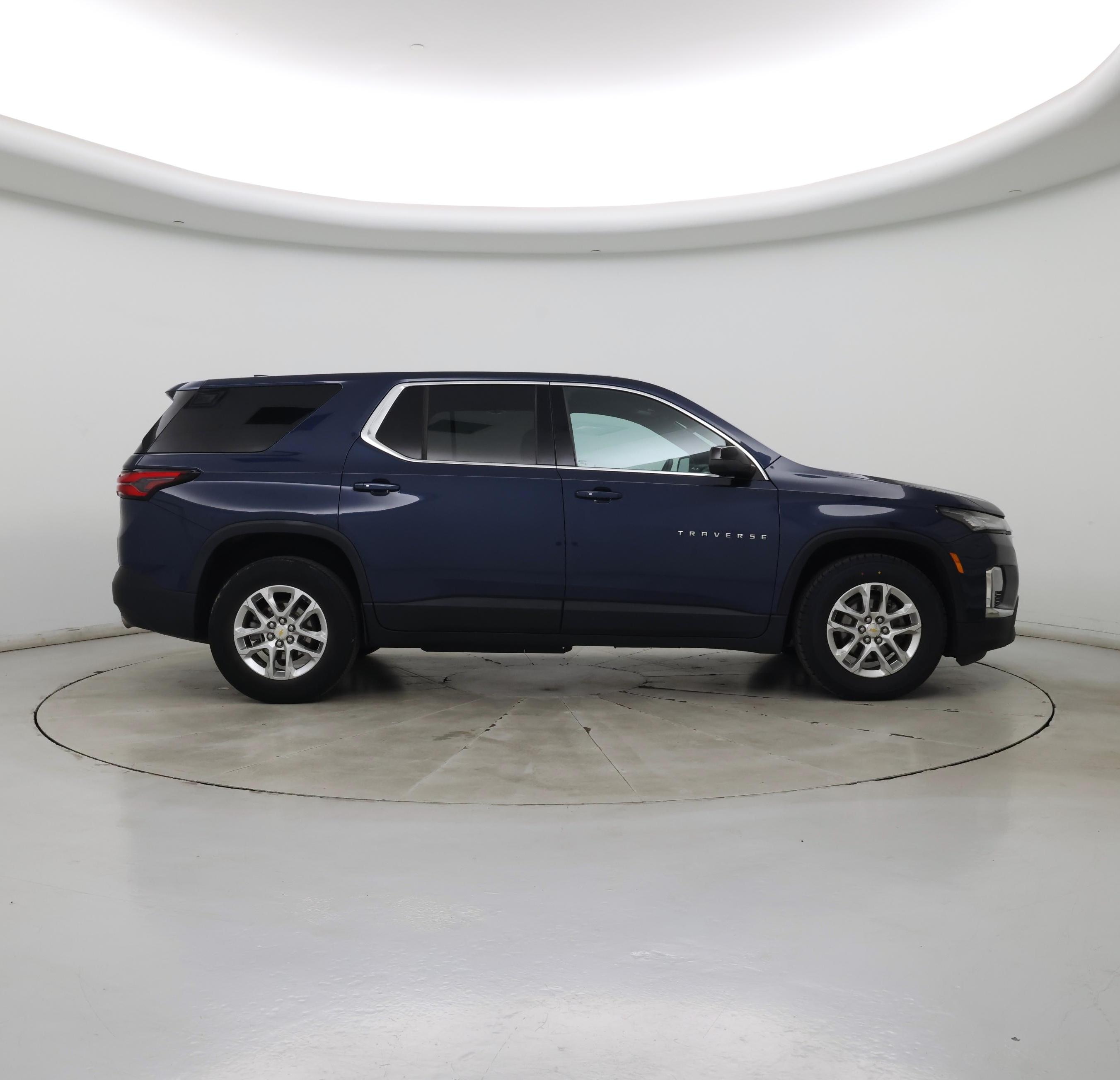 Thumbnail: 2023 Chevrolet Traverse - 7