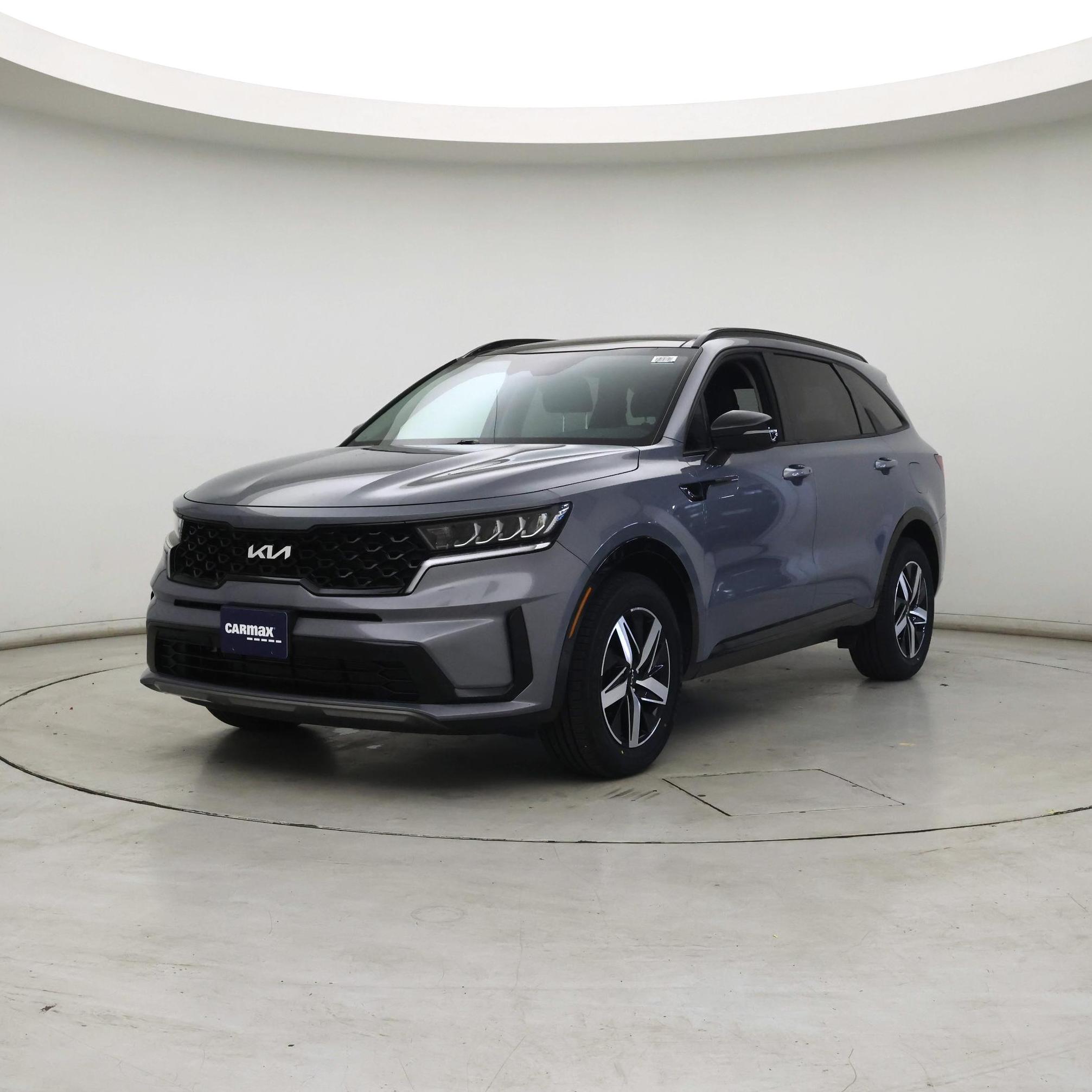 Thumbnail: 2023 Kia Sorento - 4