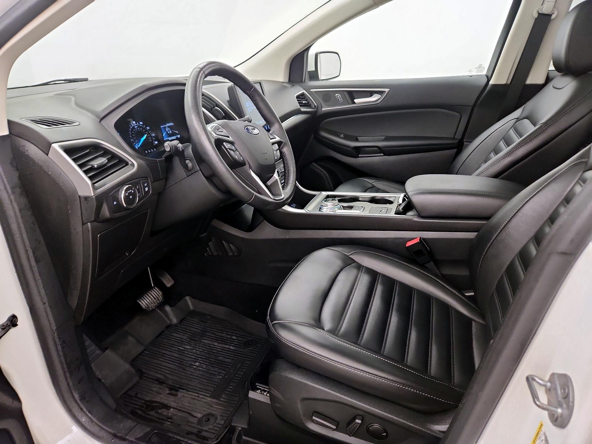 Thumbnail: 2022 Ford Edge - 9