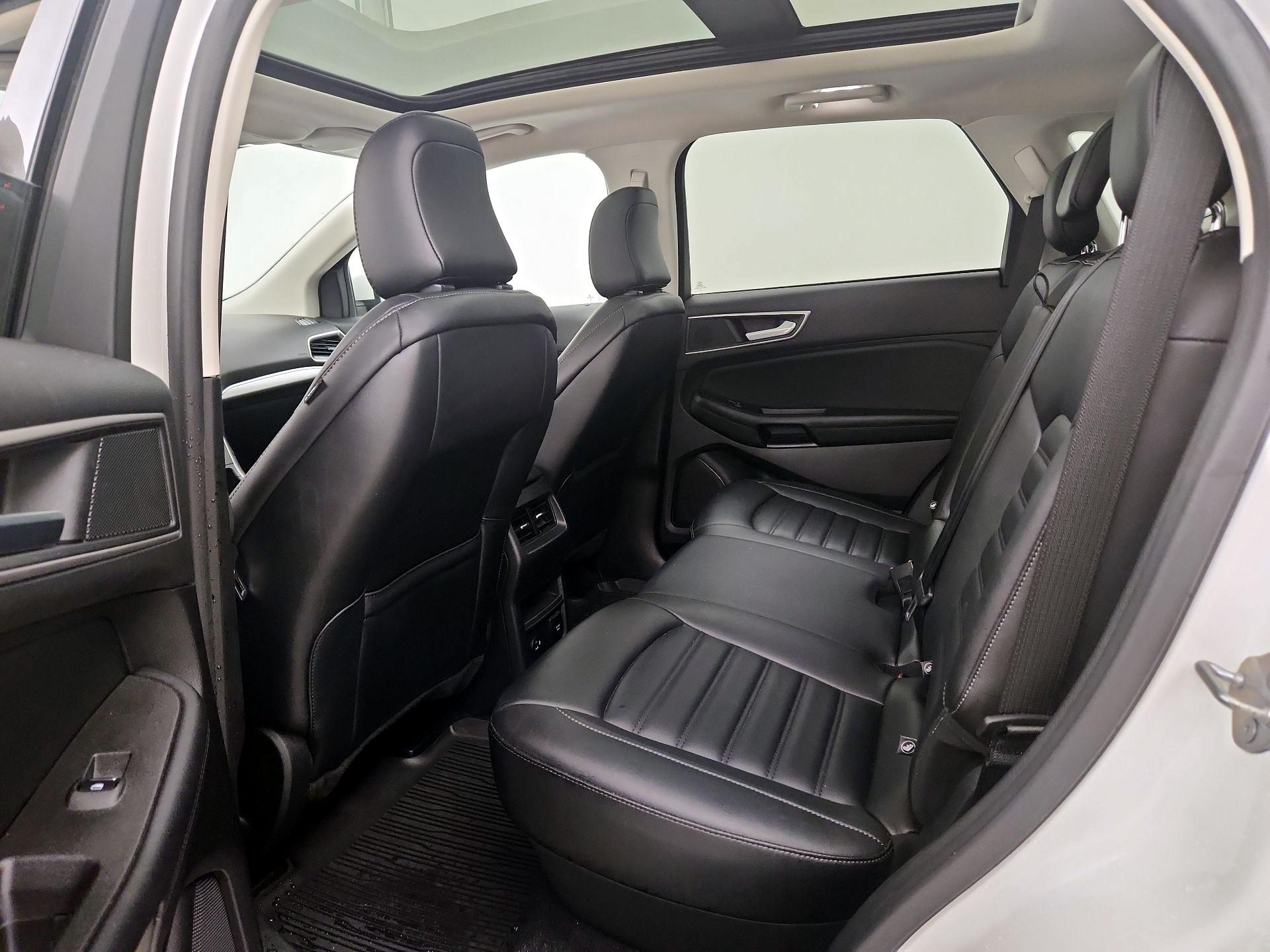 Thumbnail: 2022 Ford Edge - 19