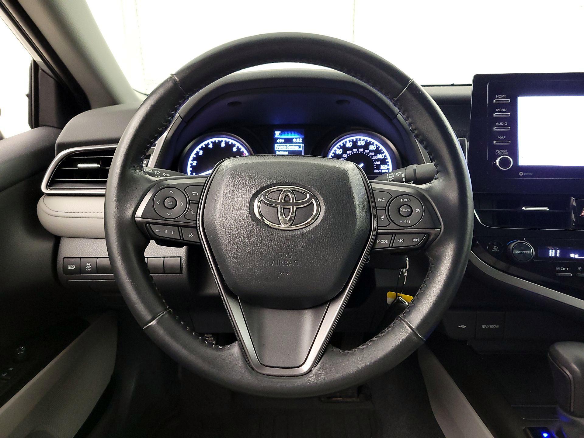 Thumbnail: 2023 Toyota Camry - 10