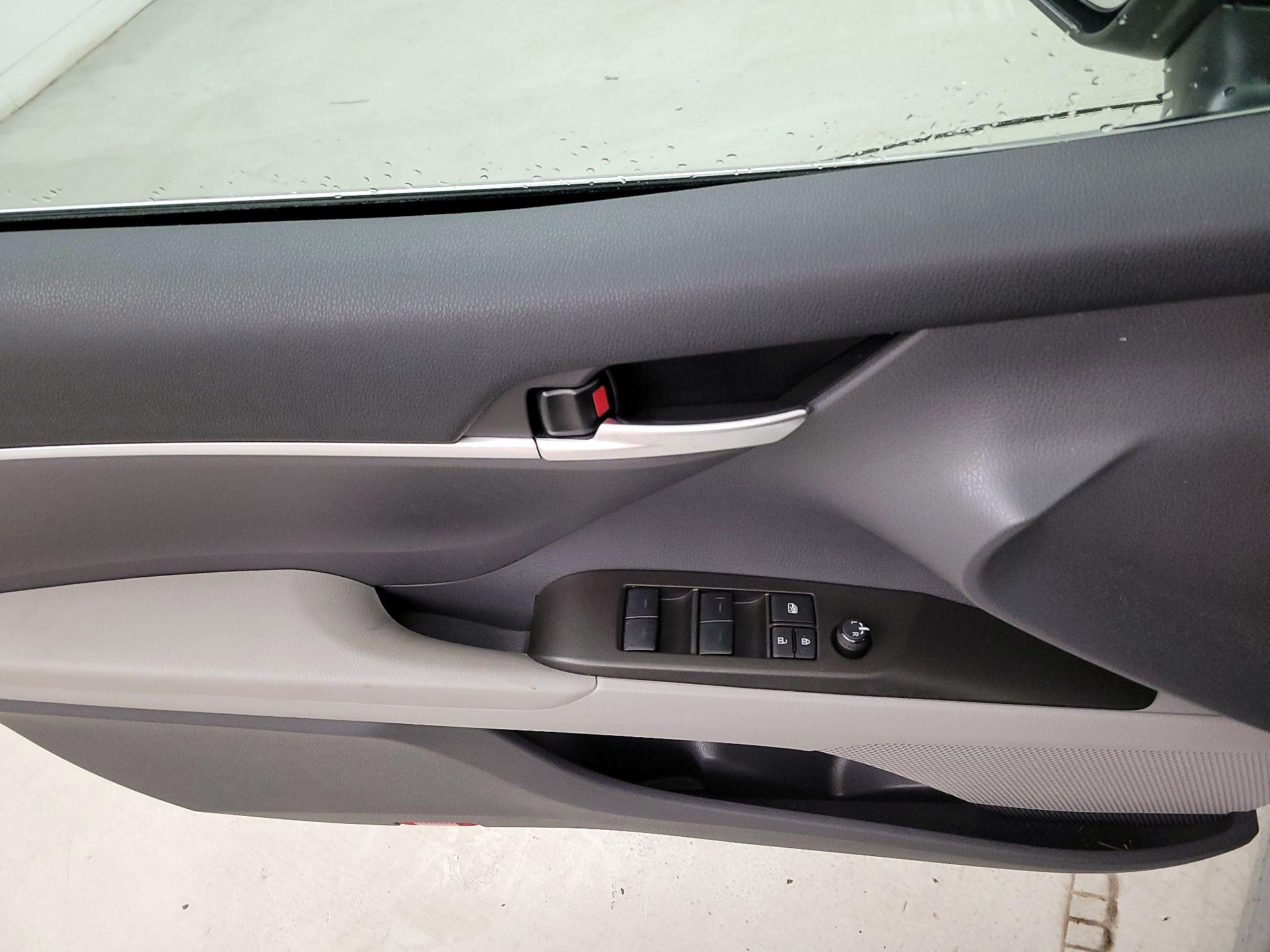 Thumbnail: 2023 Toyota Camry - 12