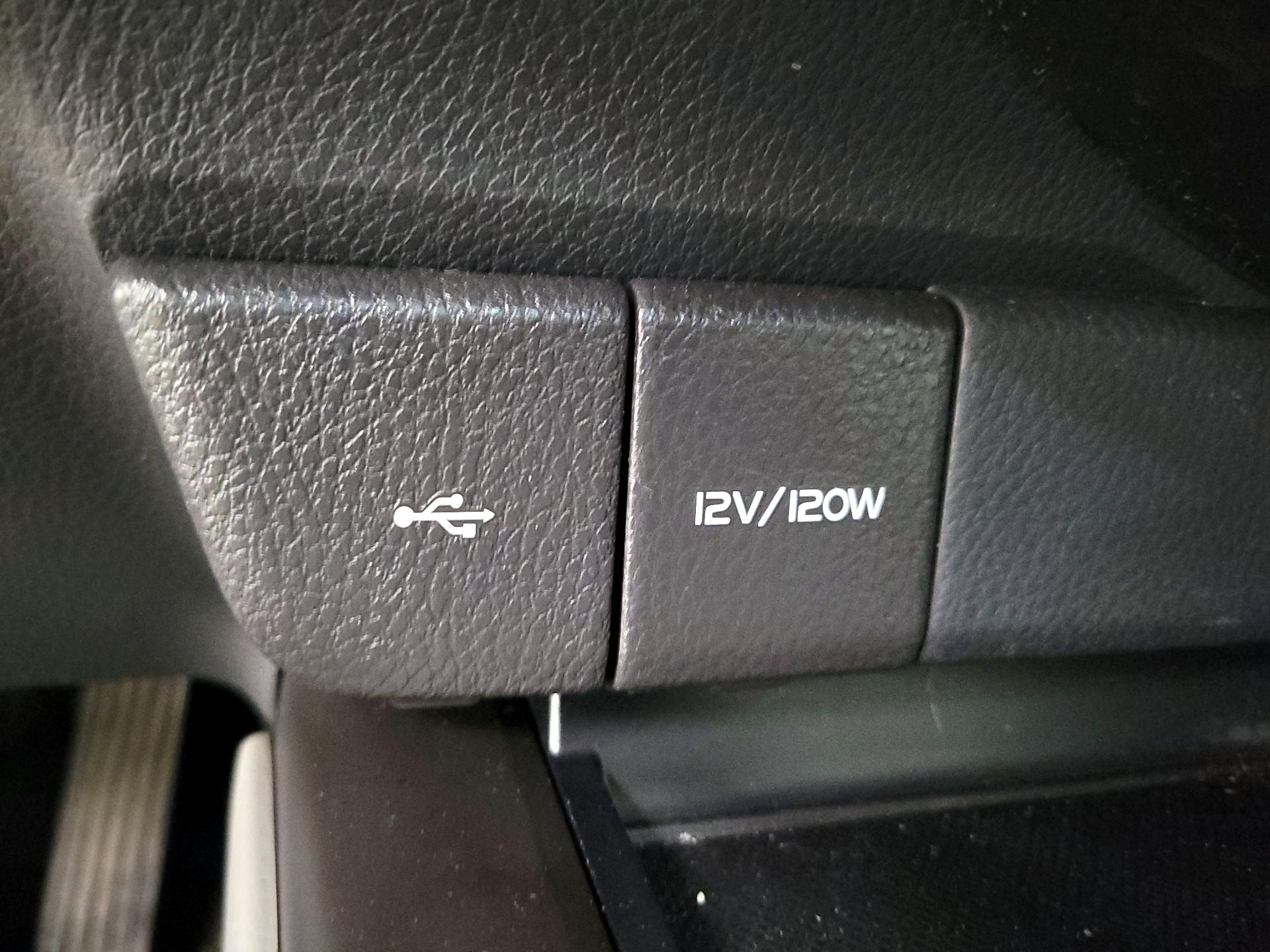 Thumbnail: 2023 Toyota Camry - 18