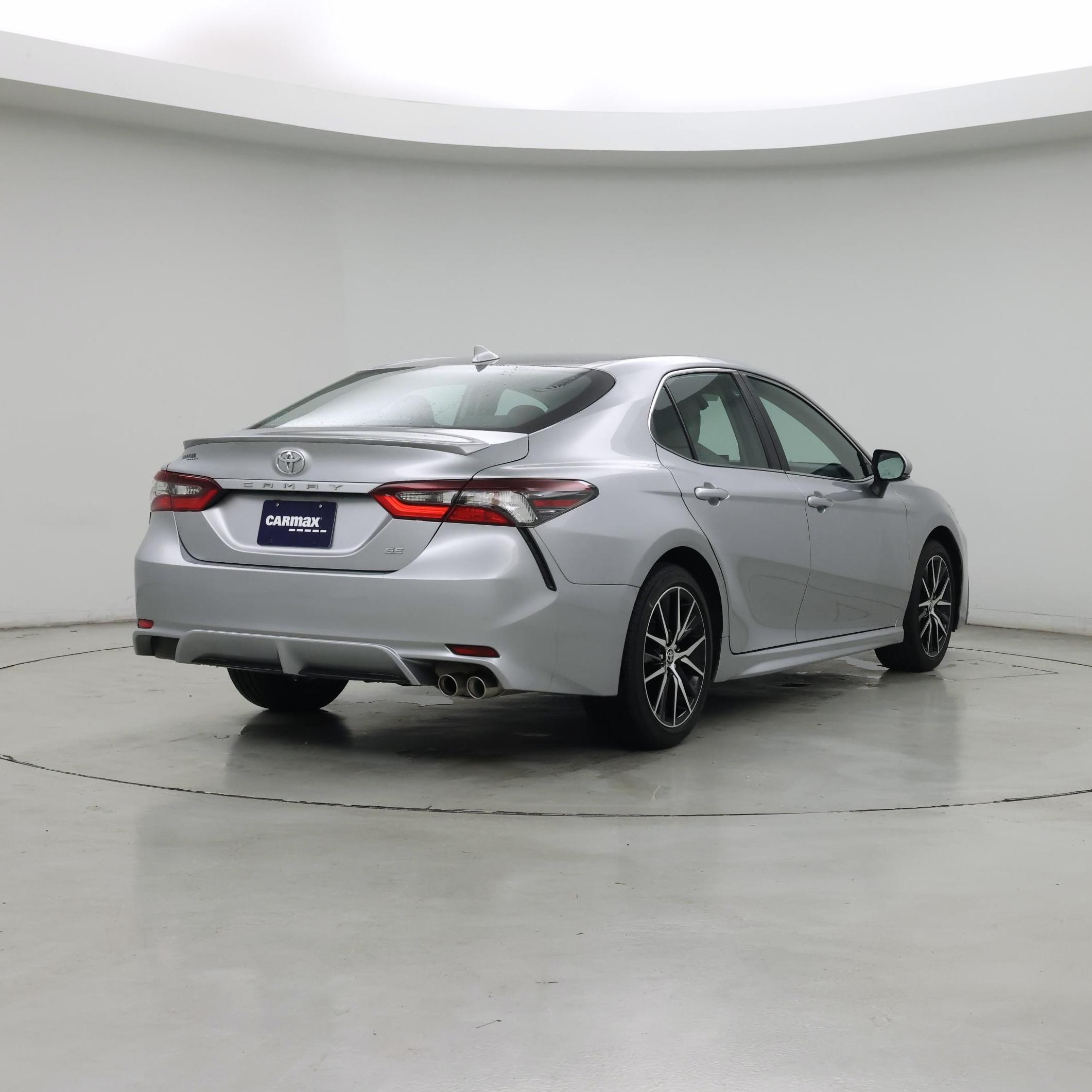 Thumbnail: 2023 Toyota Camry - 8