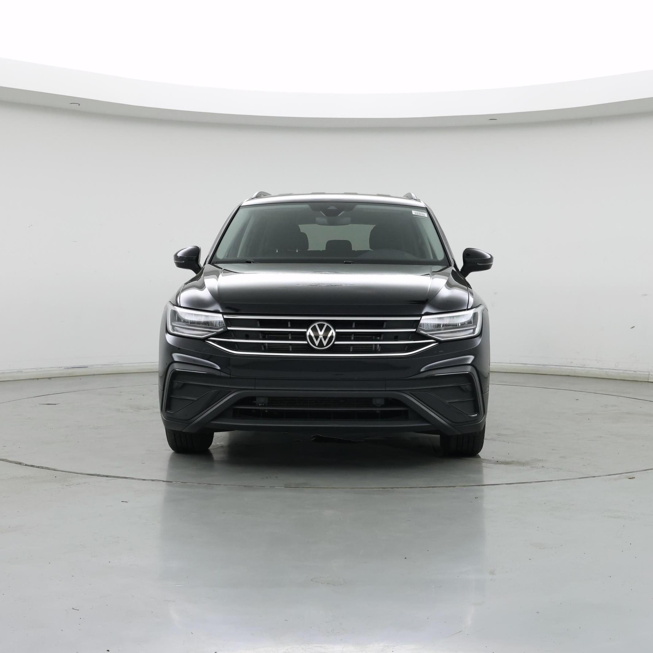 Thumbnail: 2023 Volkswagen Tiguan - 5