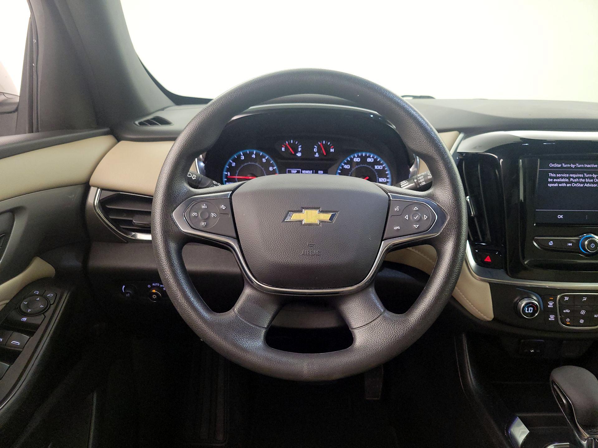 Thumbnail: 2023 Chevrolet Traverse - 10