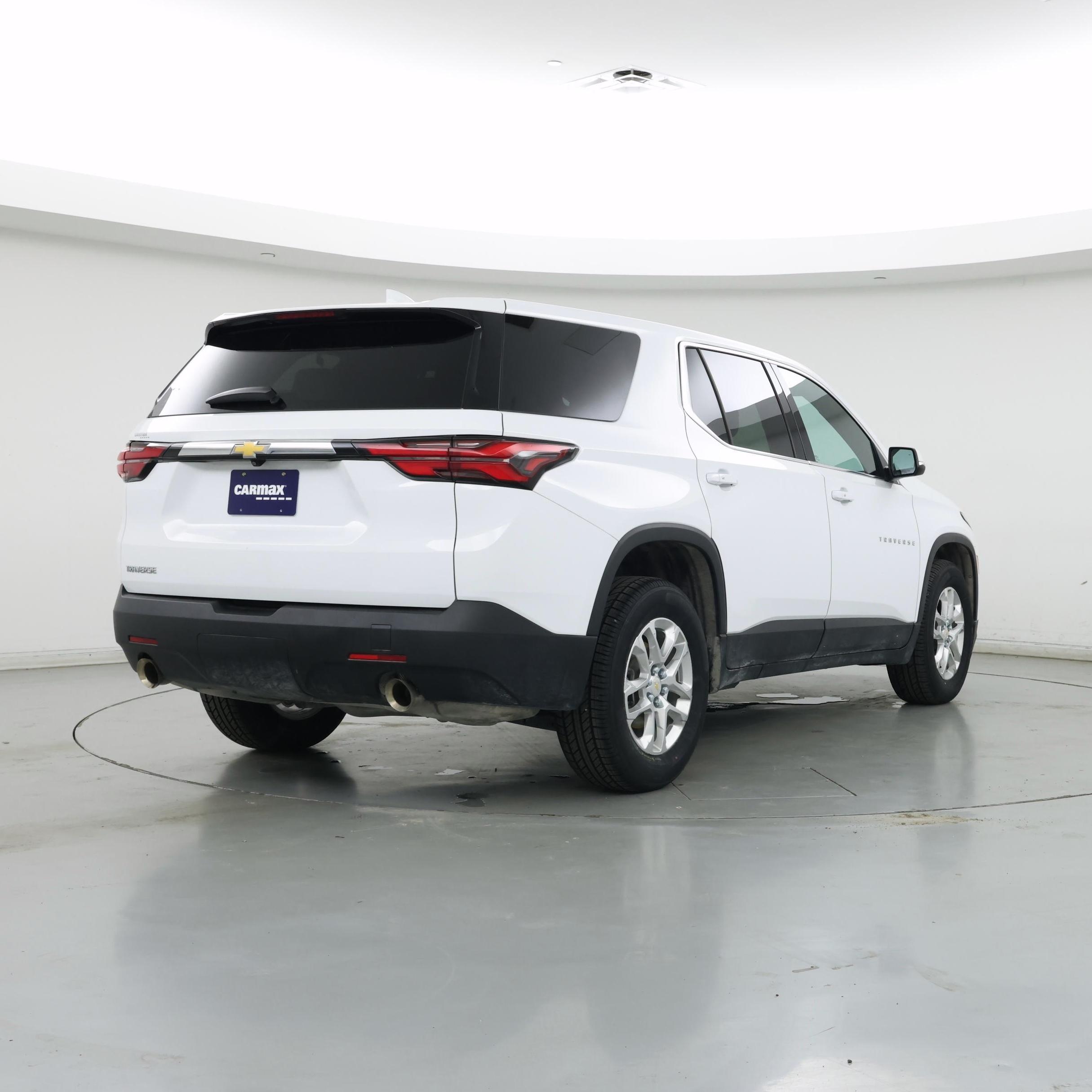 Thumbnail: 2023 Chevrolet Traverse - 8
