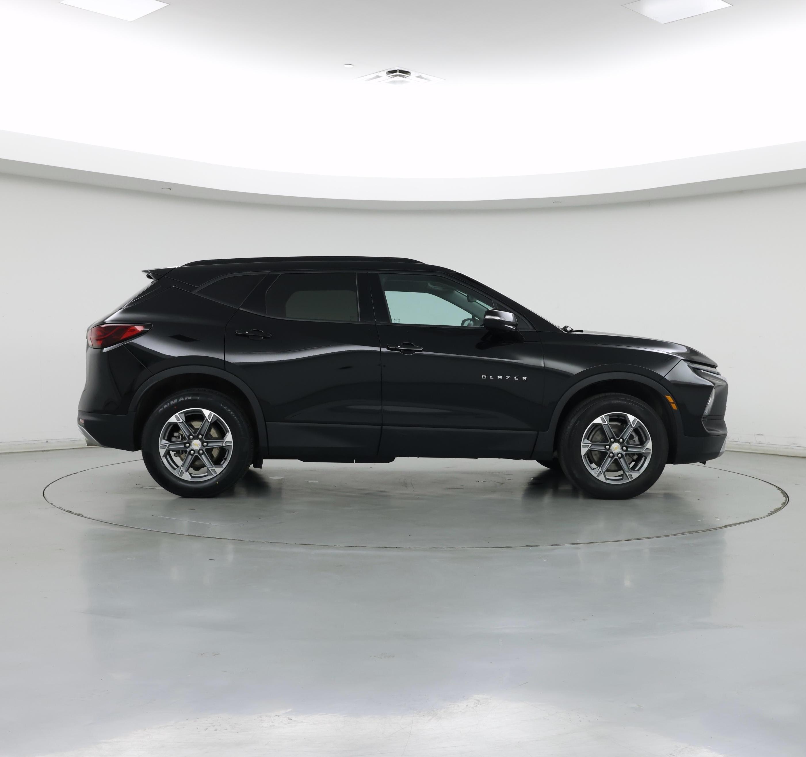Thumbnail: 2023 Chevrolet Blazer - 7