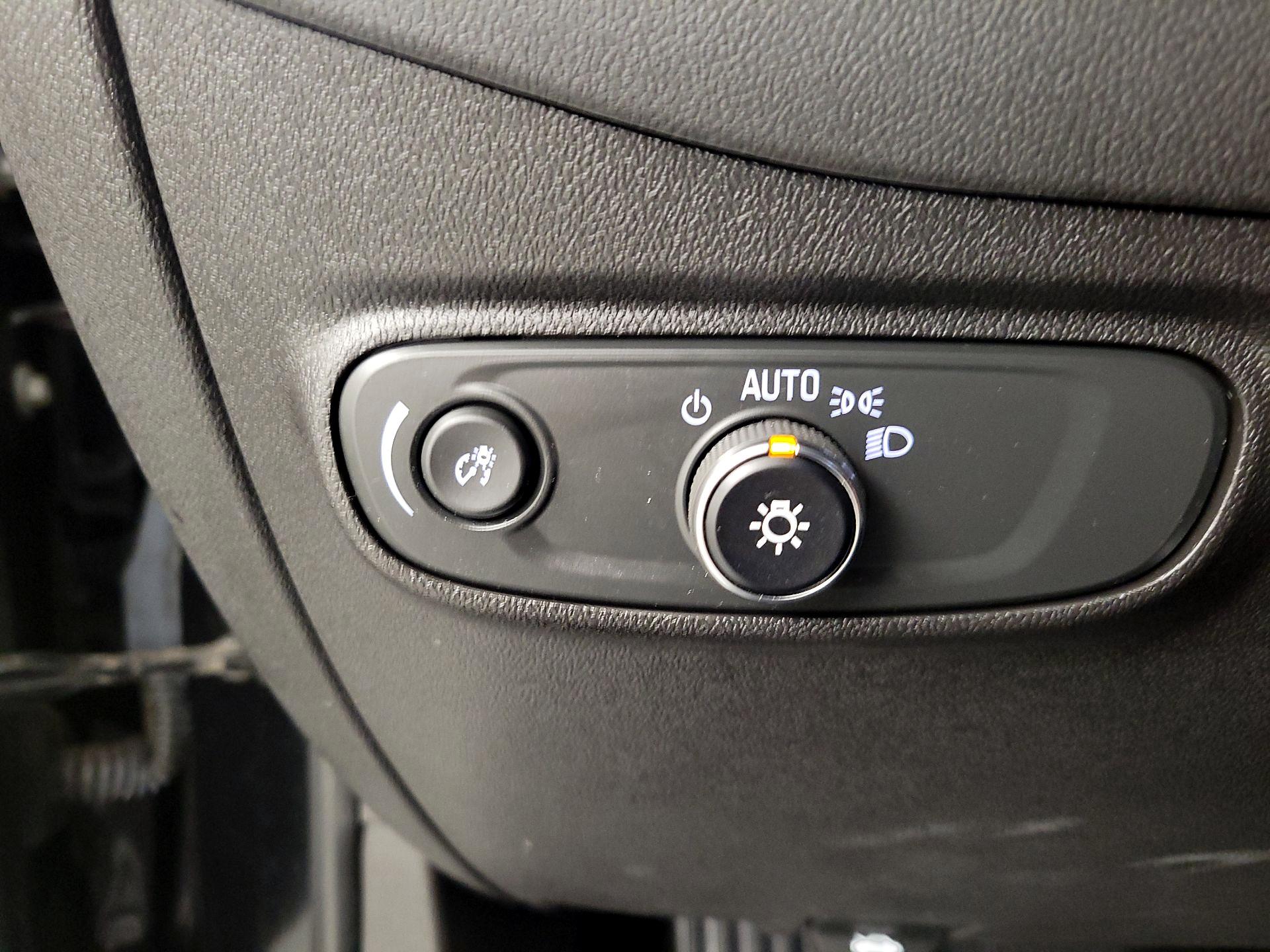 Thumbnail: 2024 Chevrolet Equinox - 13