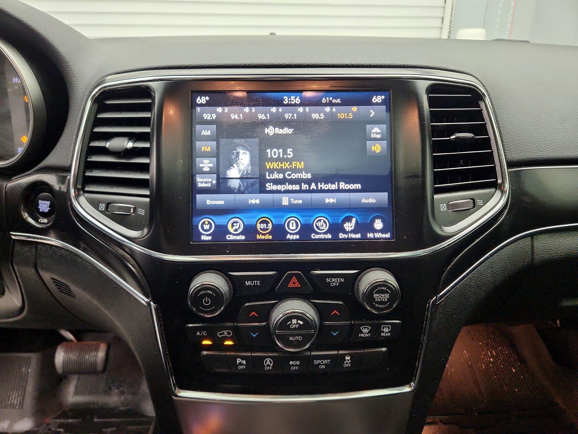 Thumbnail: 2021 Jeep Grand Cherokee - 16