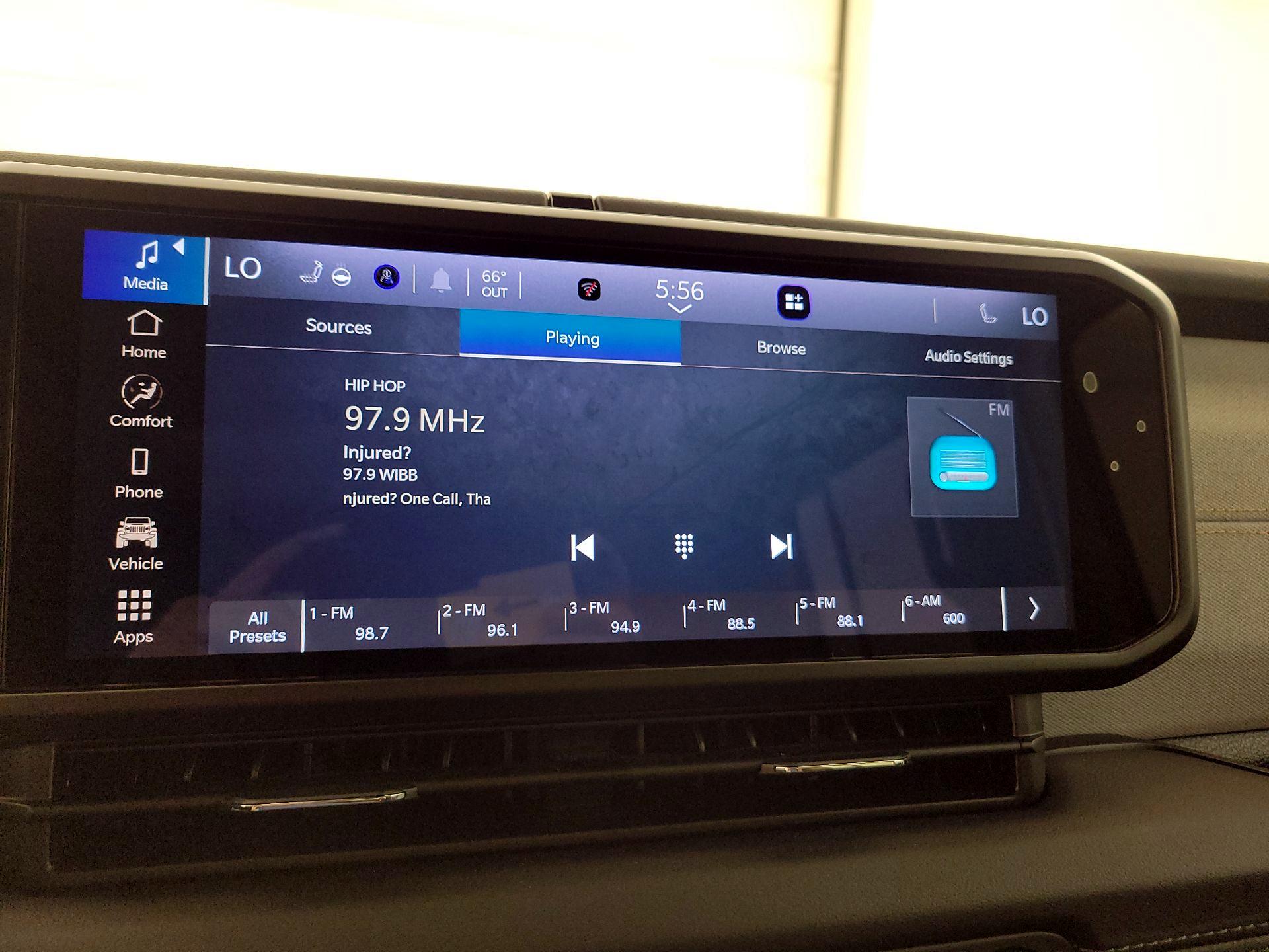 Thumbnail: 2024 Jeep Wrangler - 15