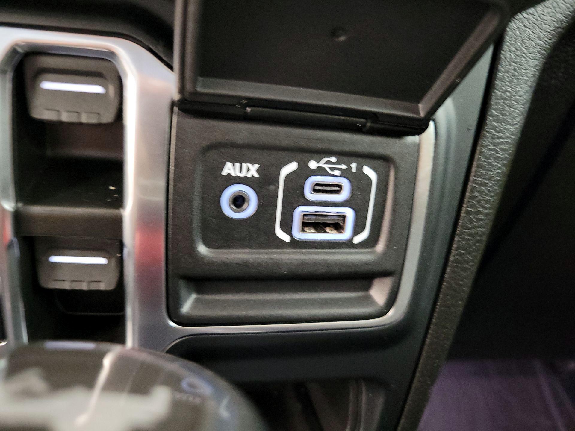 Thumbnail: 2024 Jeep Wrangler - 18