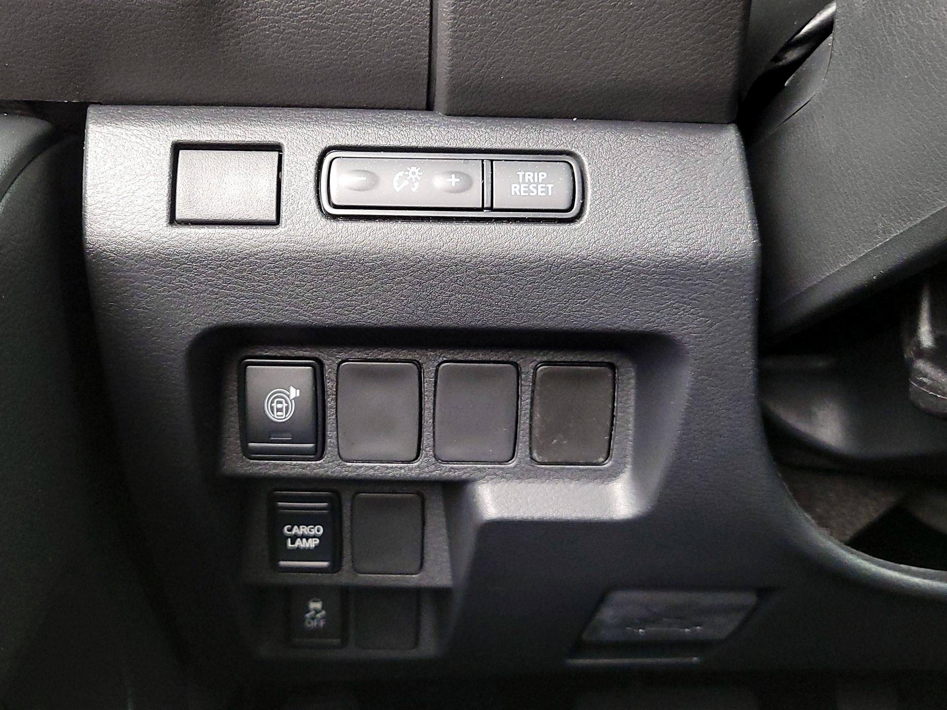 Thumbnail: 2026 Nissan Frontier - 13