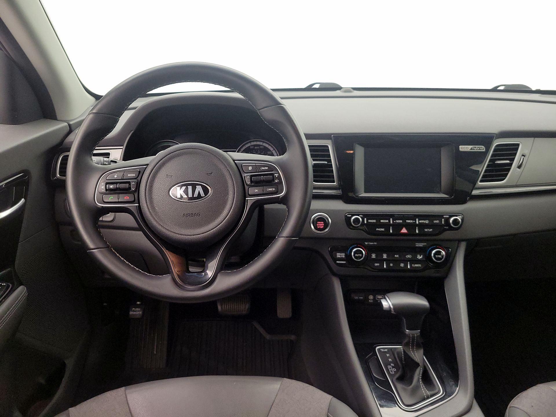 Thumbnail: 2018 Kia Niro - 10