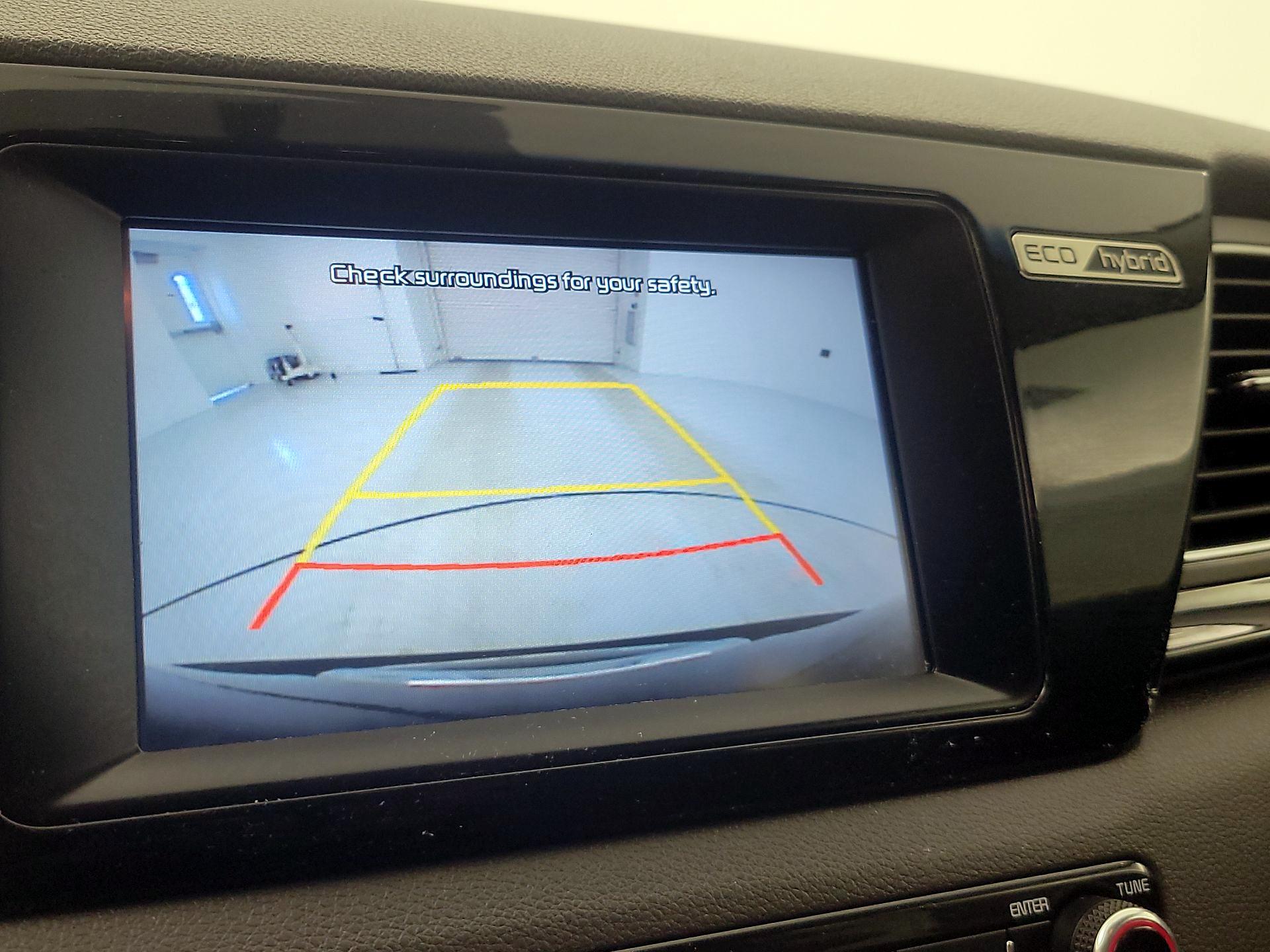 Thumbnail: 2018 Kia Niro - 14