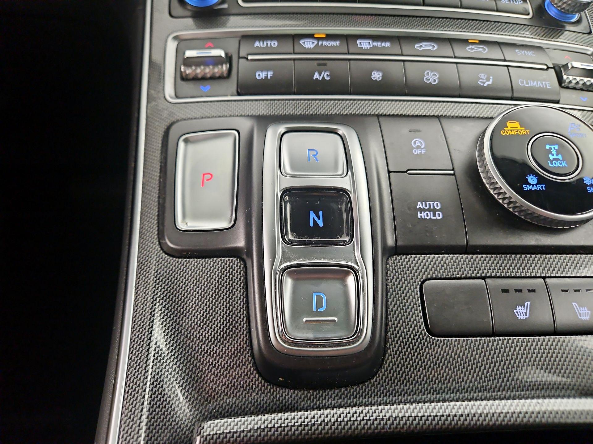 Thumbnail: 2023 Hyundai Santa Fe - 18