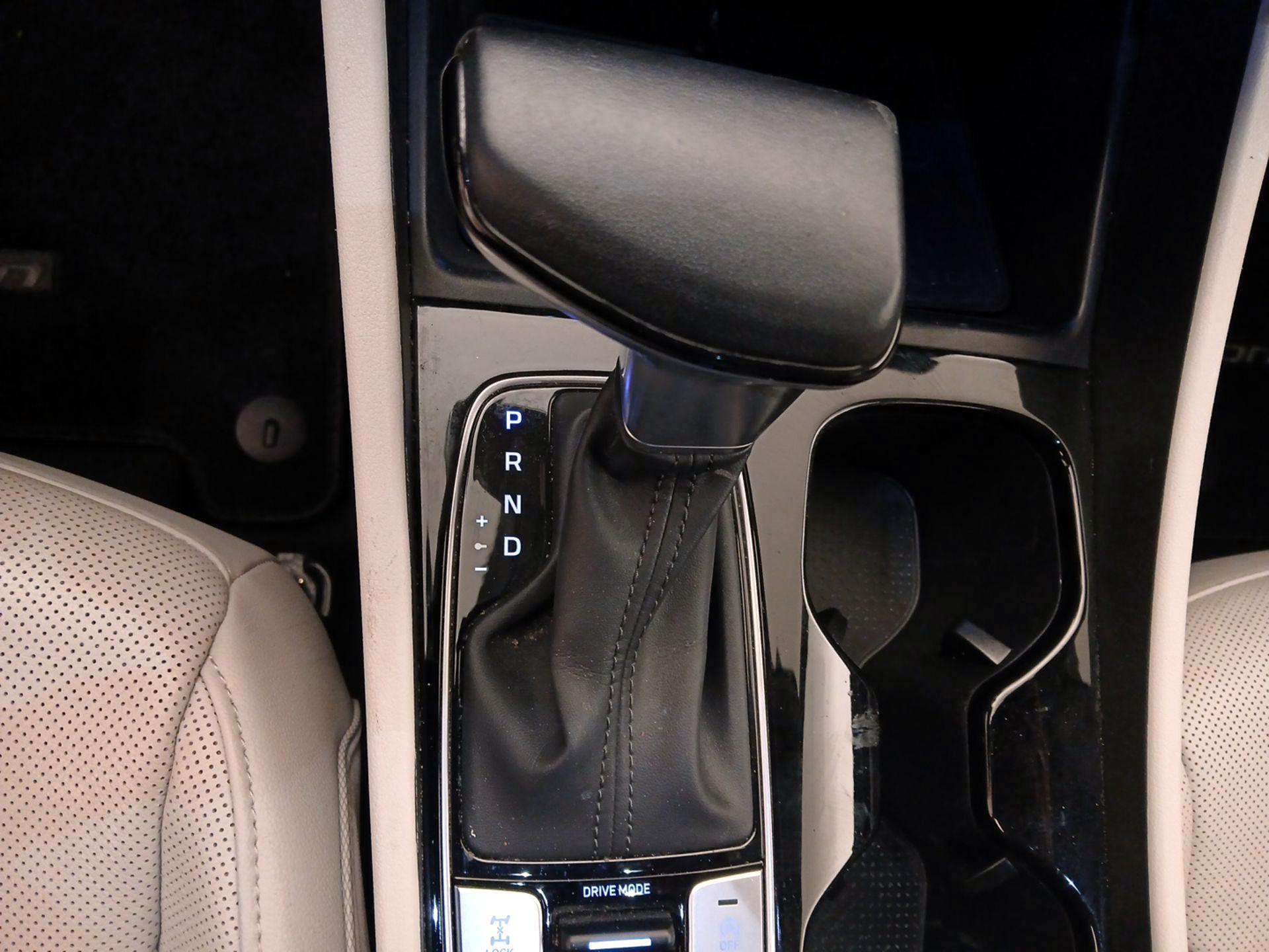 Thumbnail: 2022 Hyundai Tucson - 17